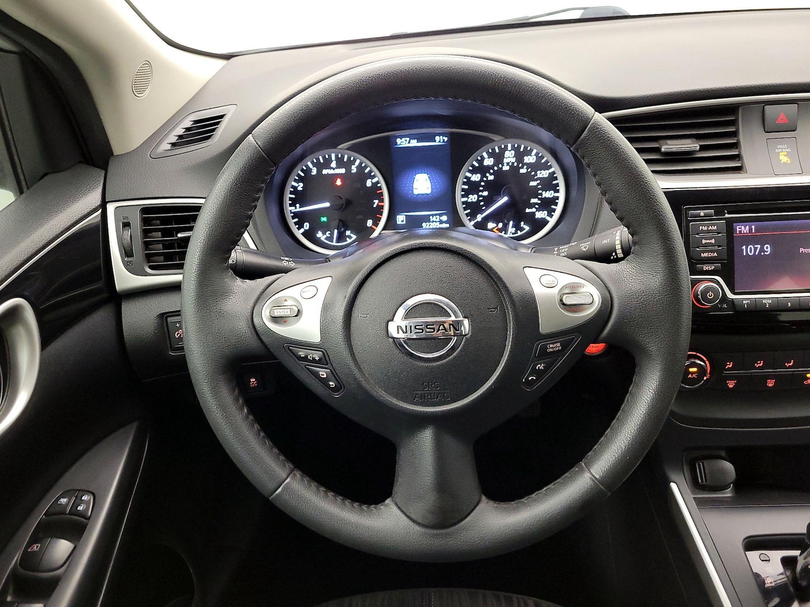 2017 Nissan Sentra SV - Photo 11