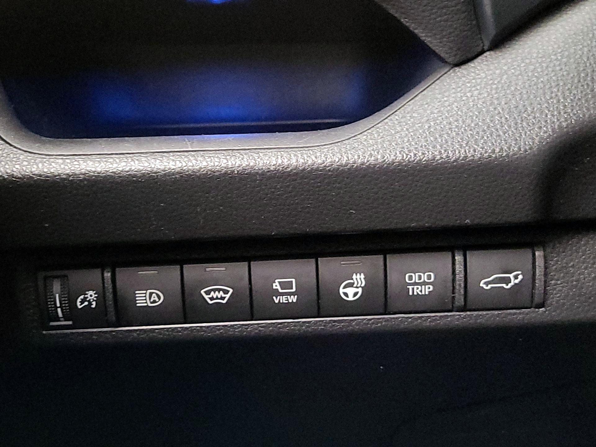 Thumbnail: 2024 Toyota RAV4 - 13