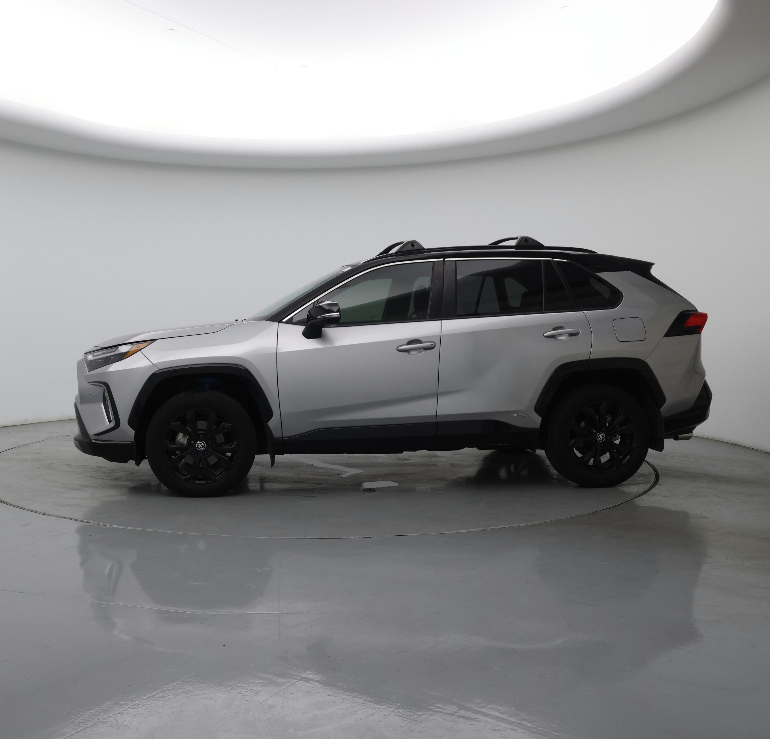 Thumbnail: 2024 Toyota RAV4 - 3