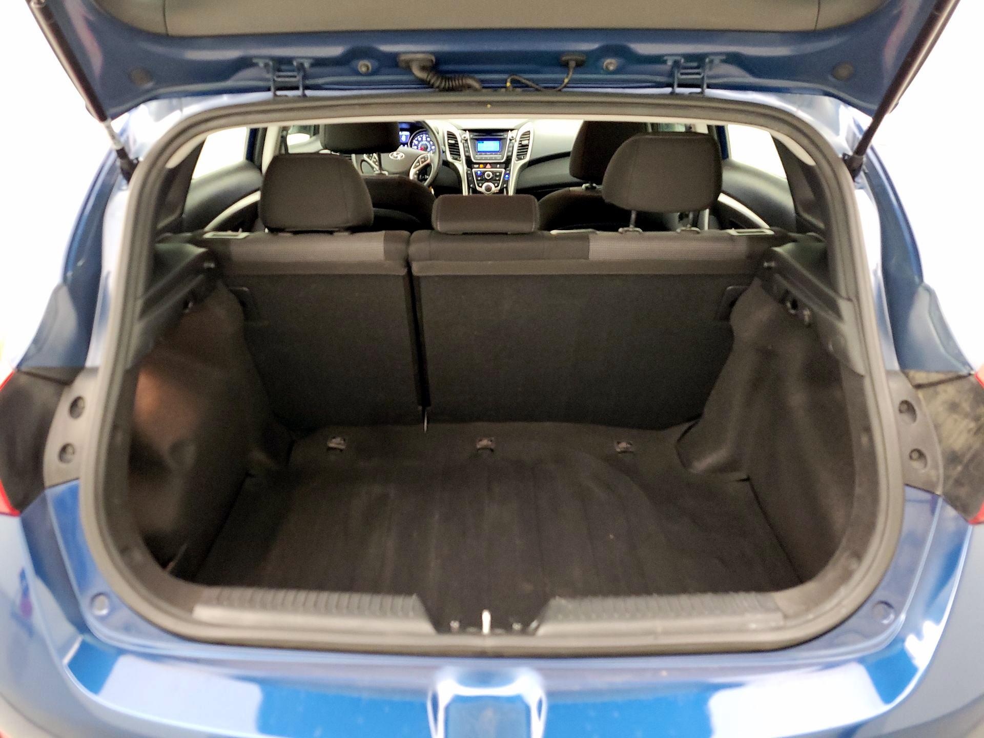 Thumbnail: 2016 Hyundai Elantra - 19