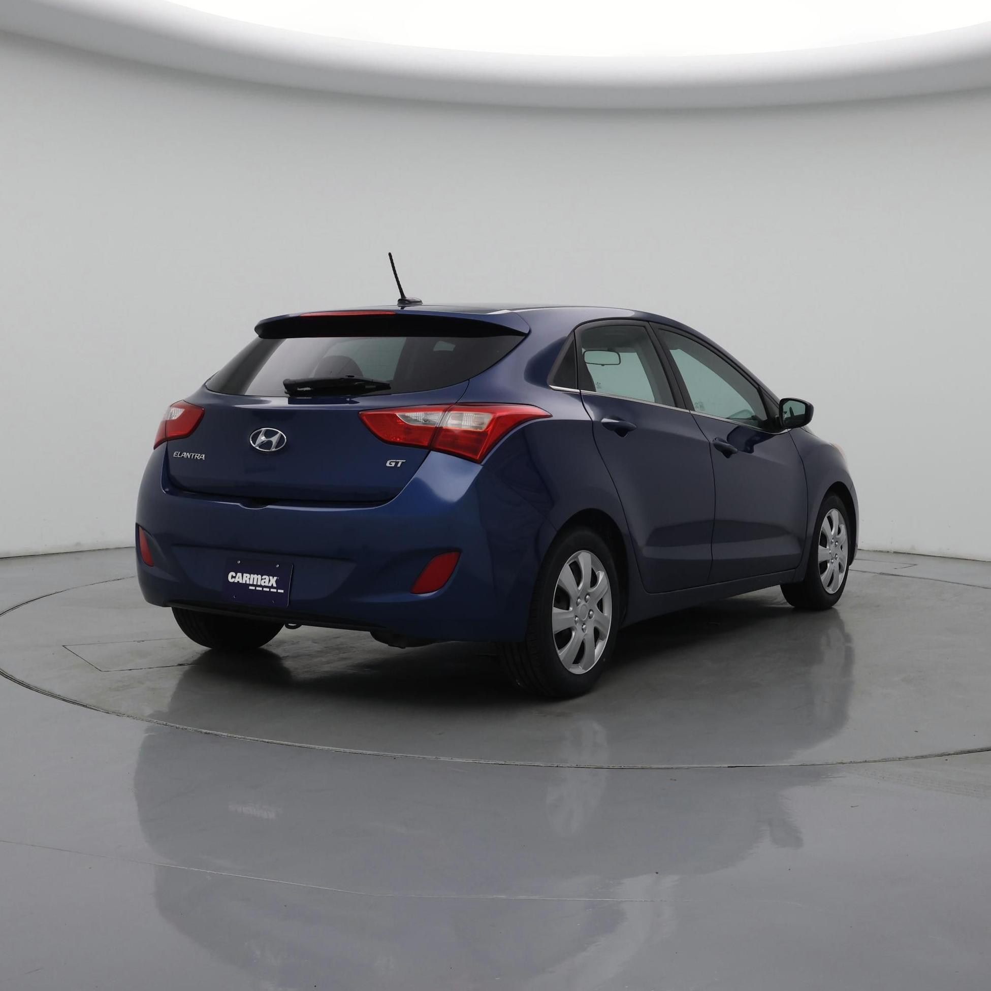 Thumbnail: 2016 Hyundai Elantra - 8