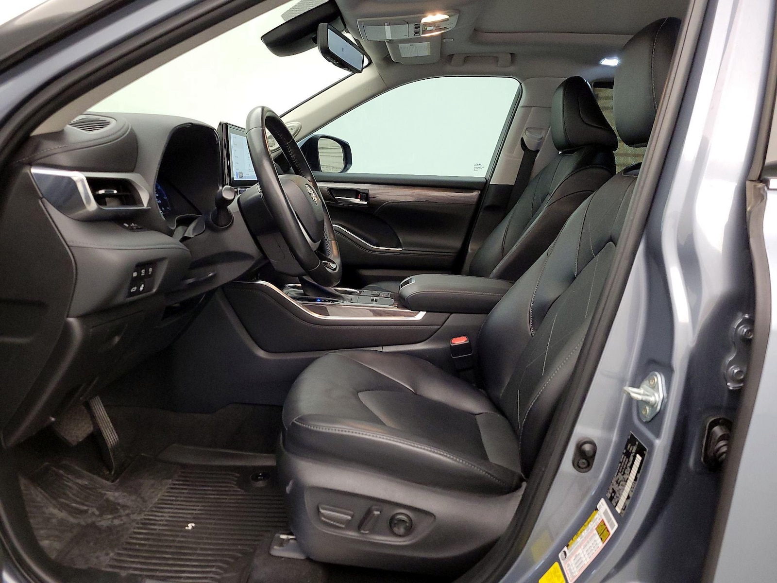 2023 Toyota Highlander Platinum - Photo 12