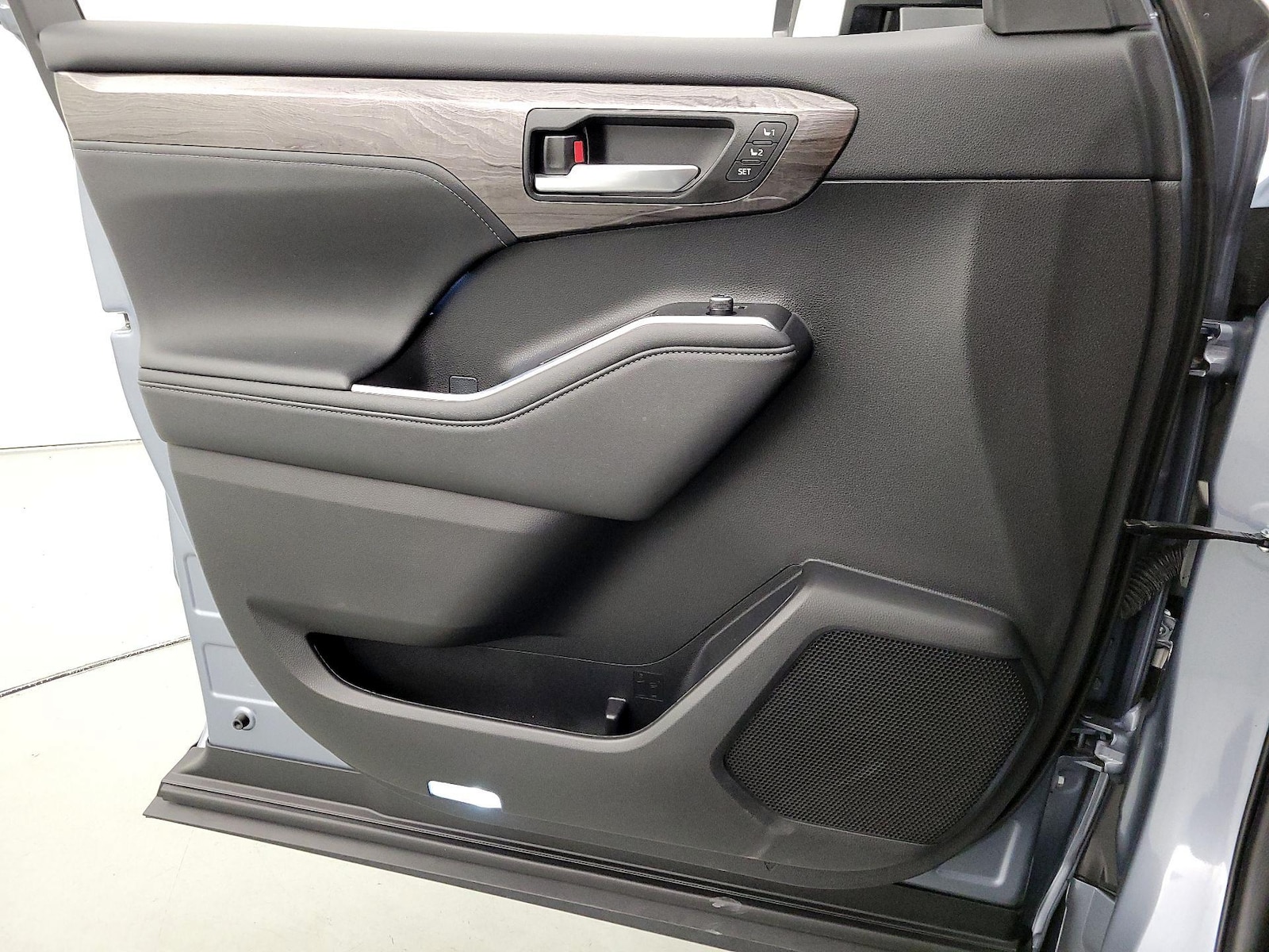 2023 Toyota Highlander Platinum - Photo 13