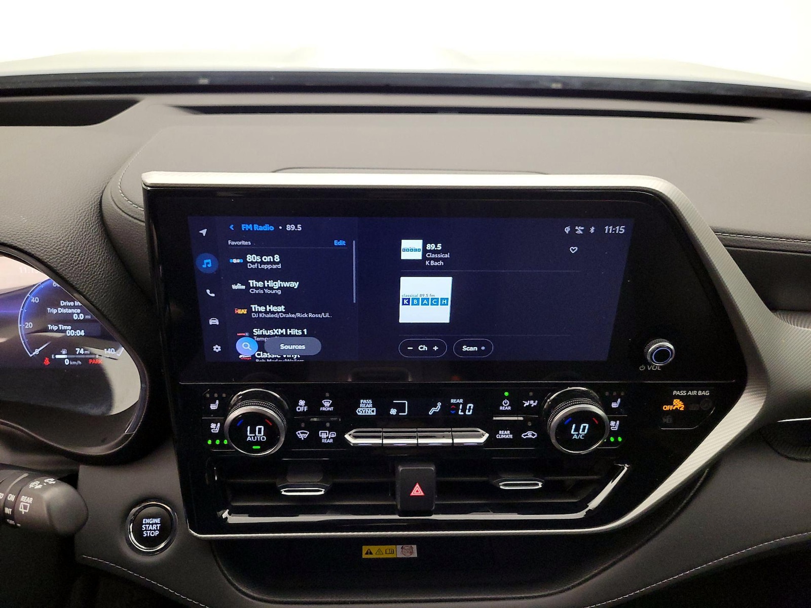 2023 Toyota Highlander Platinum - Photo 16