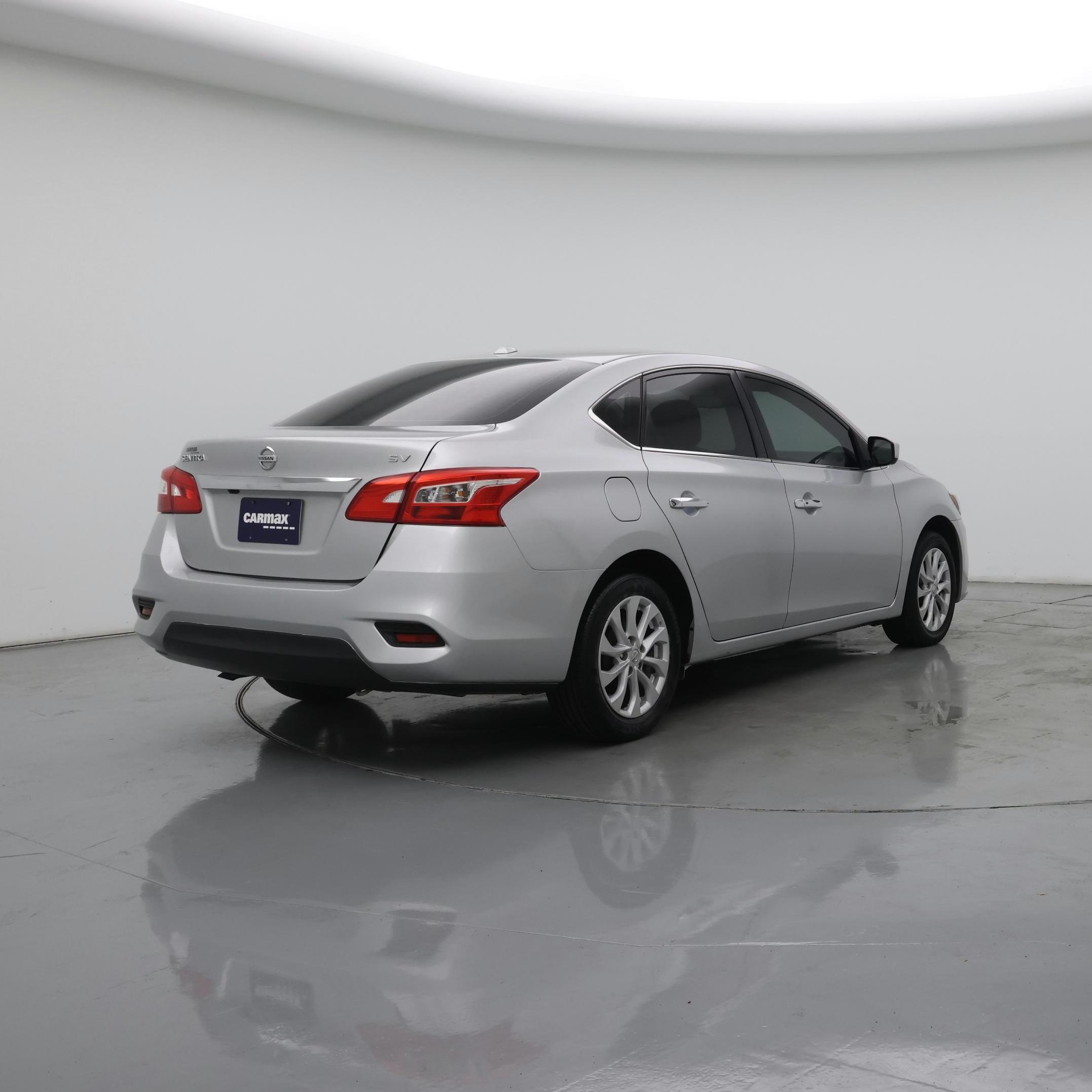 Thumbnail: 2019 Nissan Sentra - 8