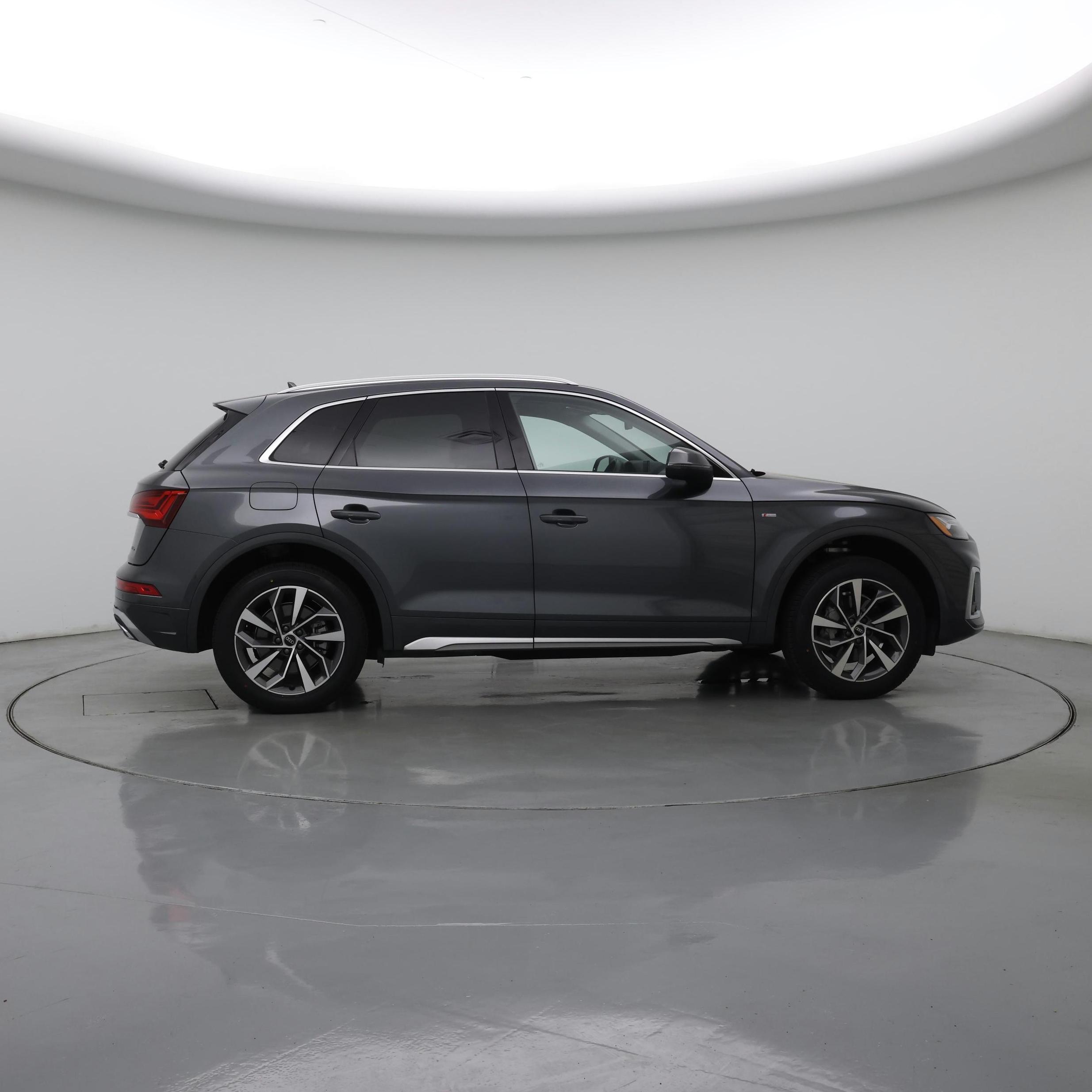 Thumbnail: 2022 Audi Q5 - 7