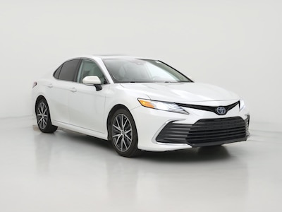 2022 Toyota Camry Hybrid XLE