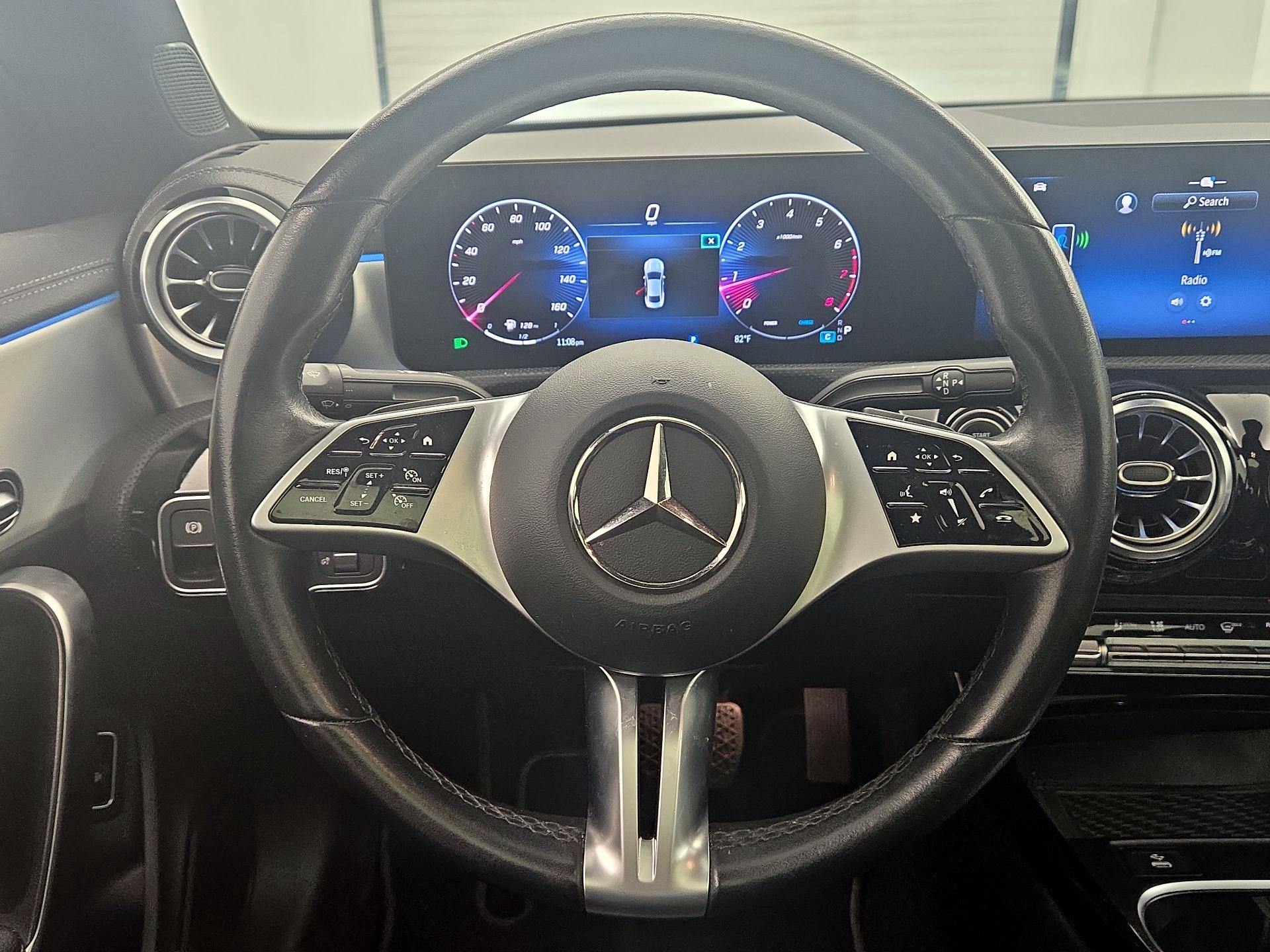 Thumbnail: 2025 Mercedes-Benz CLA - 10