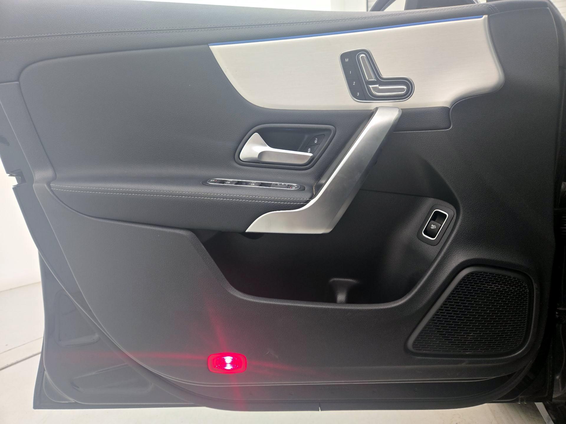 Thumbnail: 2025 Mercedes-Benz CLA - 12