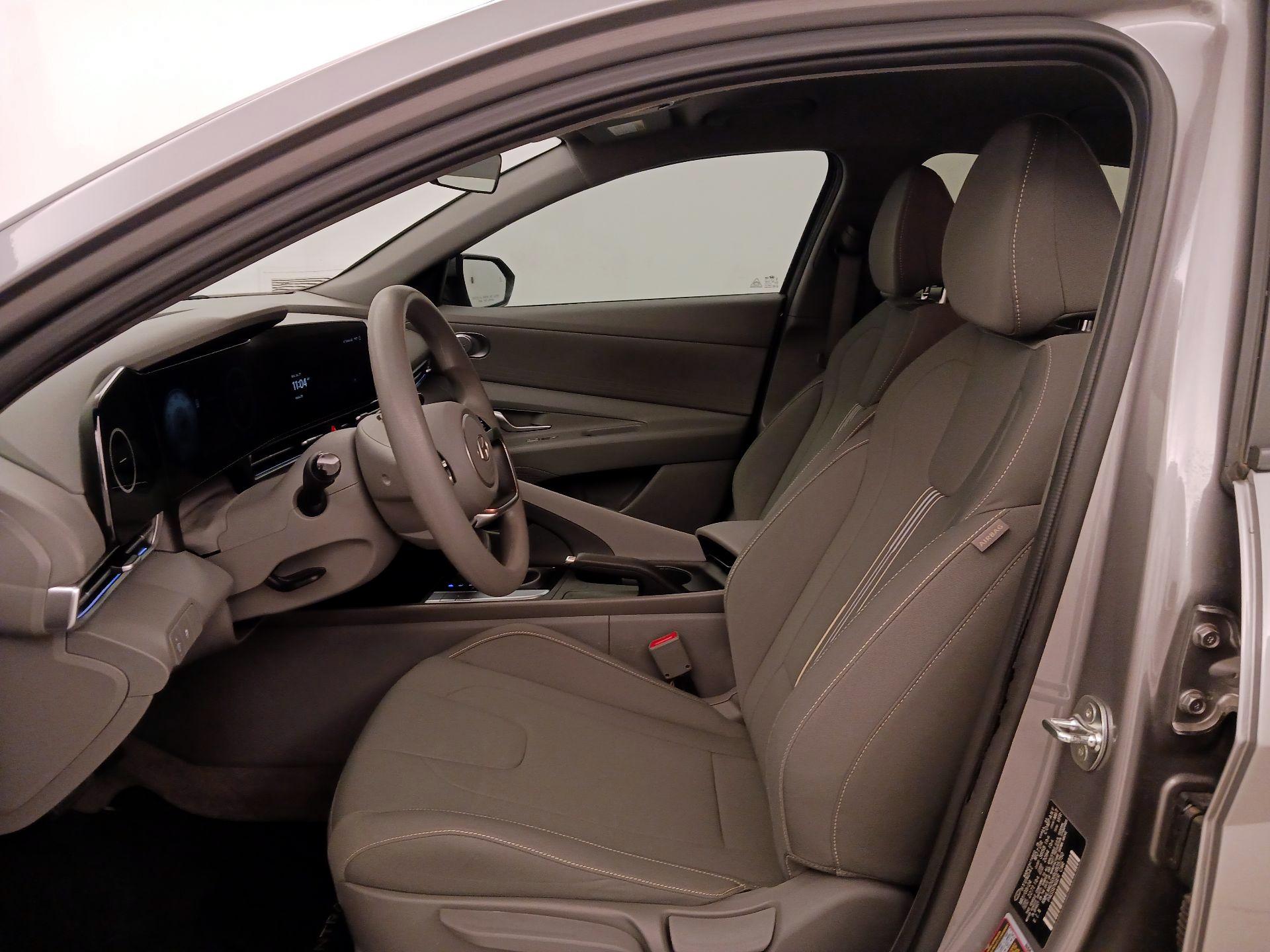 Thumbnail: 2024 Hyundai Elantra - 11