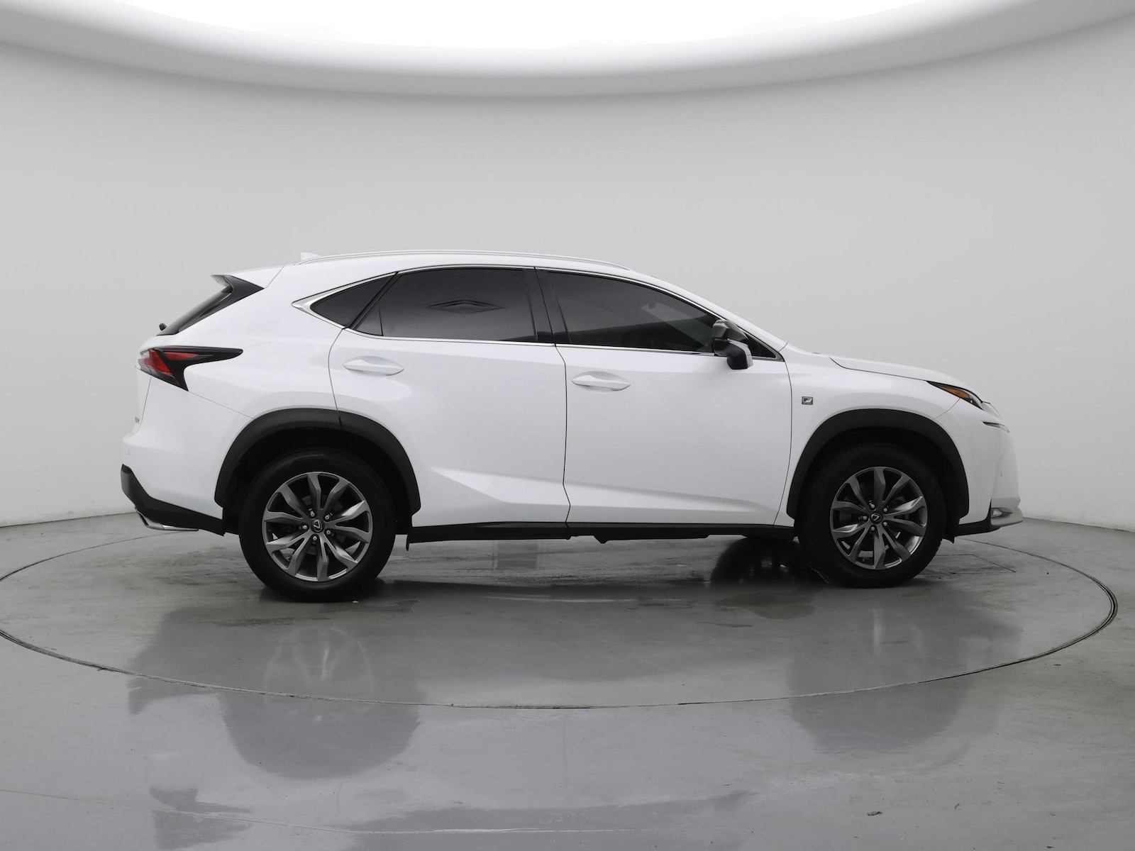 2016 Lexus NX F Sport - Photo 8