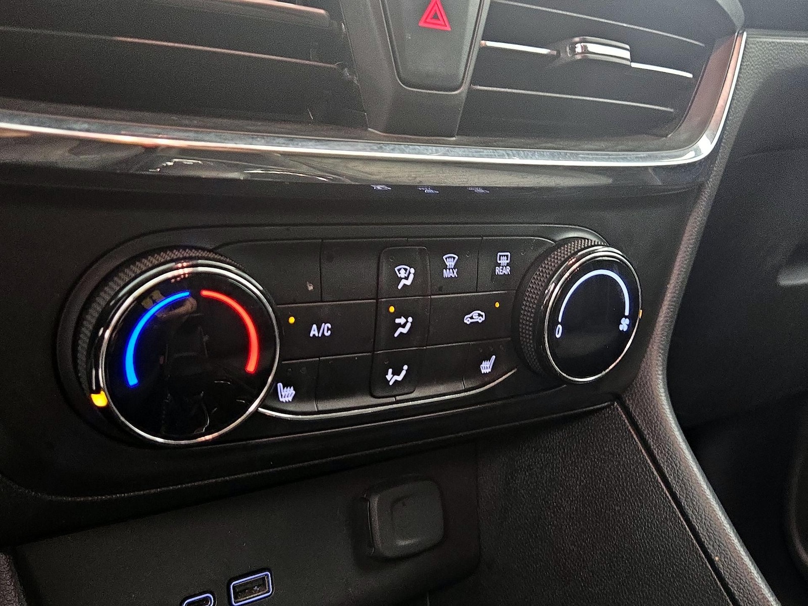 2025 Buick Encore GX Preferred - Photo 17
