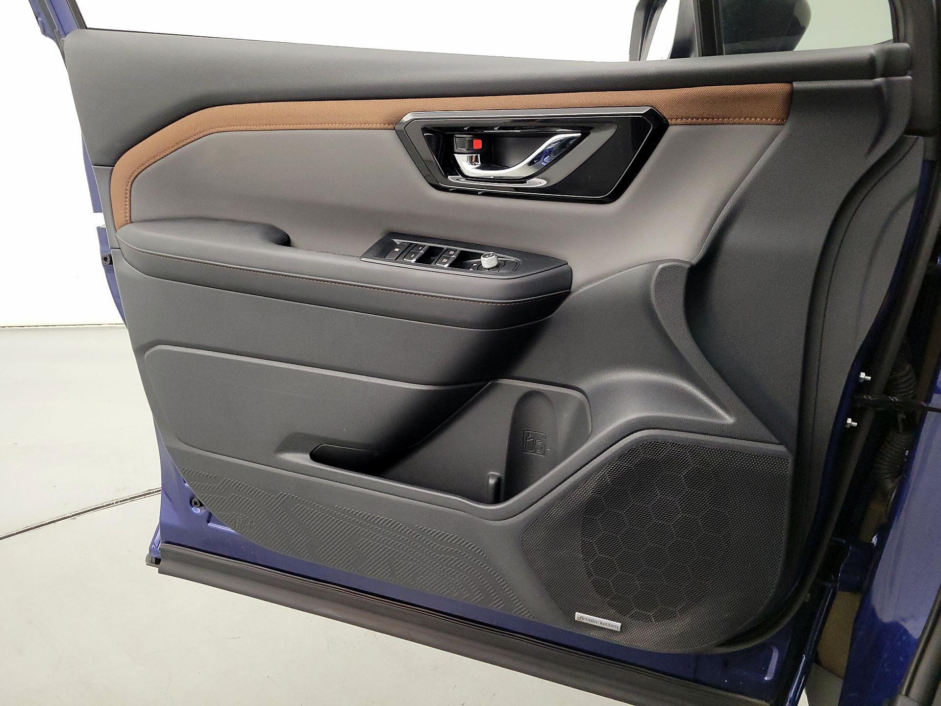 Thumbnail: 2025 Subaru Forester - 12