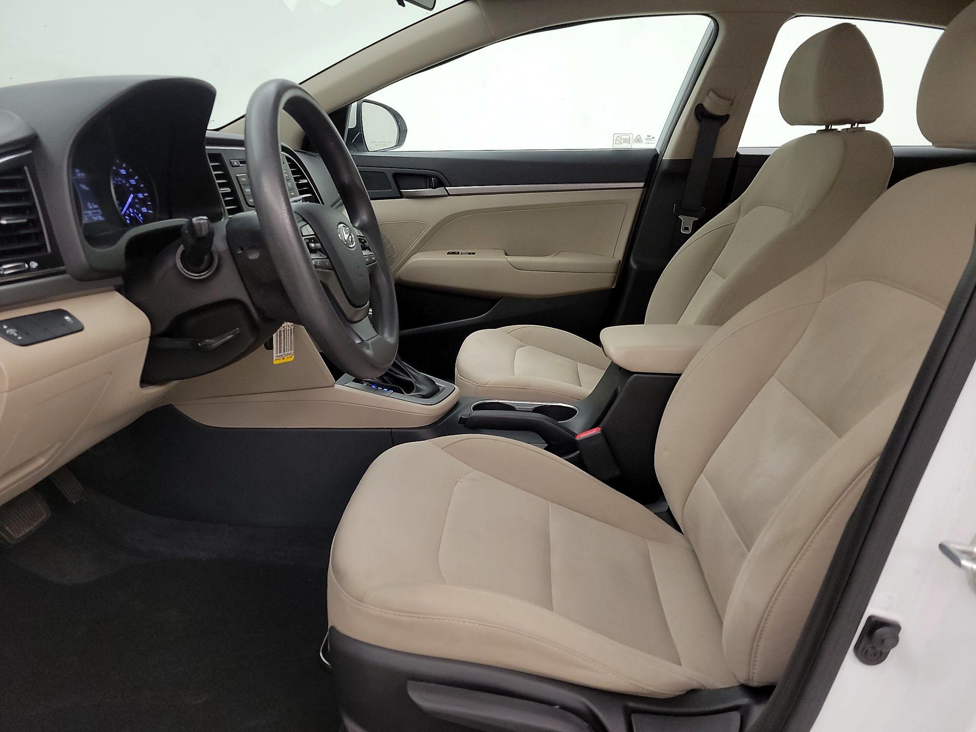 Thumbnail: 2018 Hyundai Elantra - 11