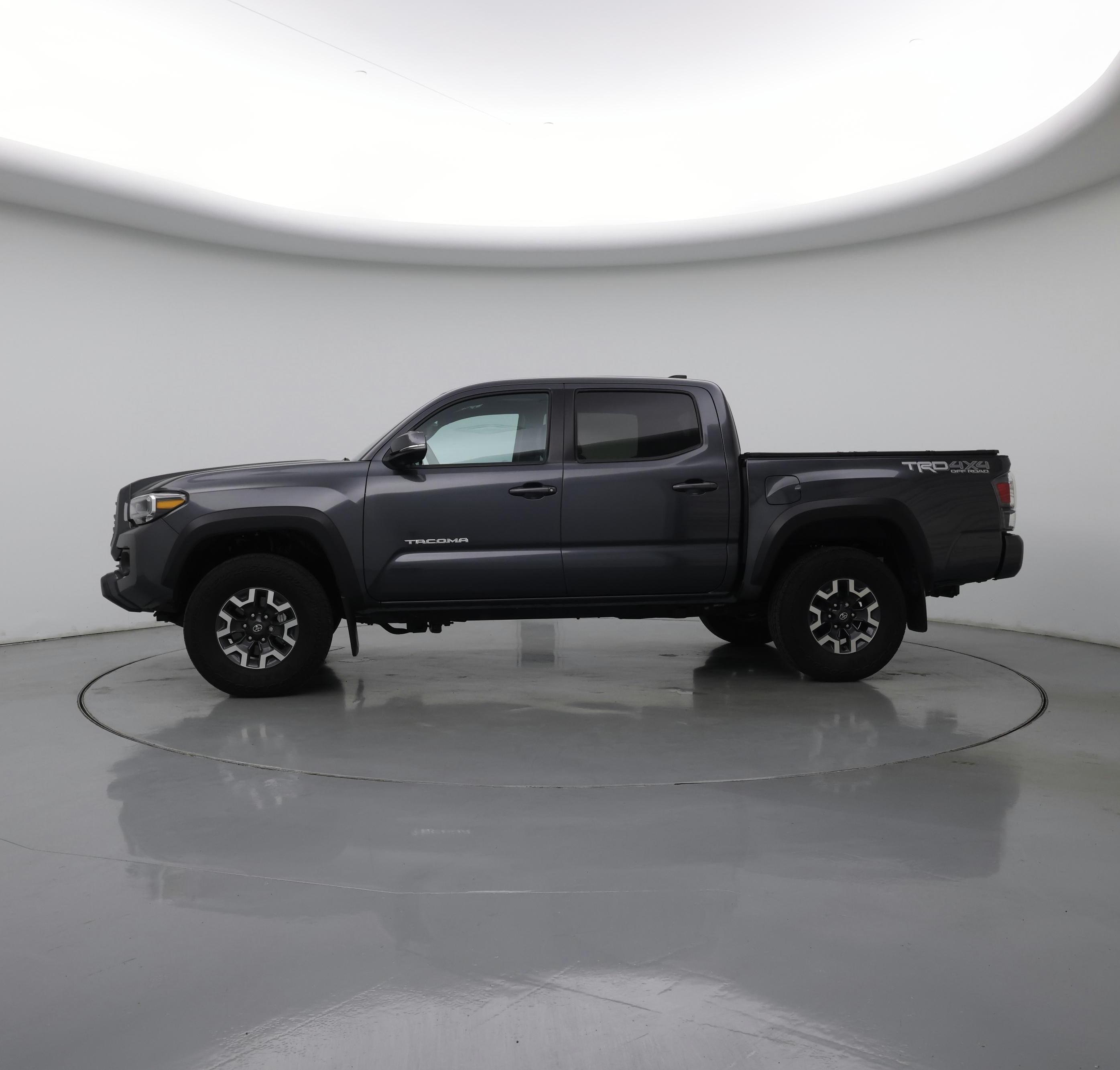Thumbnail: 2023 Toyota Tacoma - 3