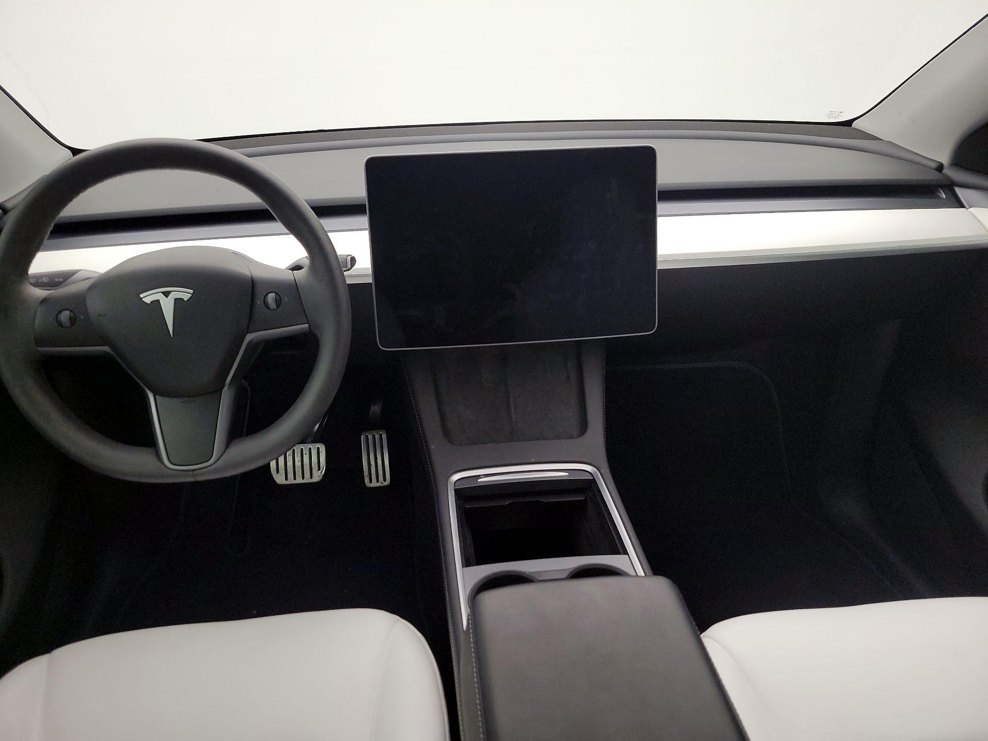 Thumbnail: 2024 Tesla Model Y - 9