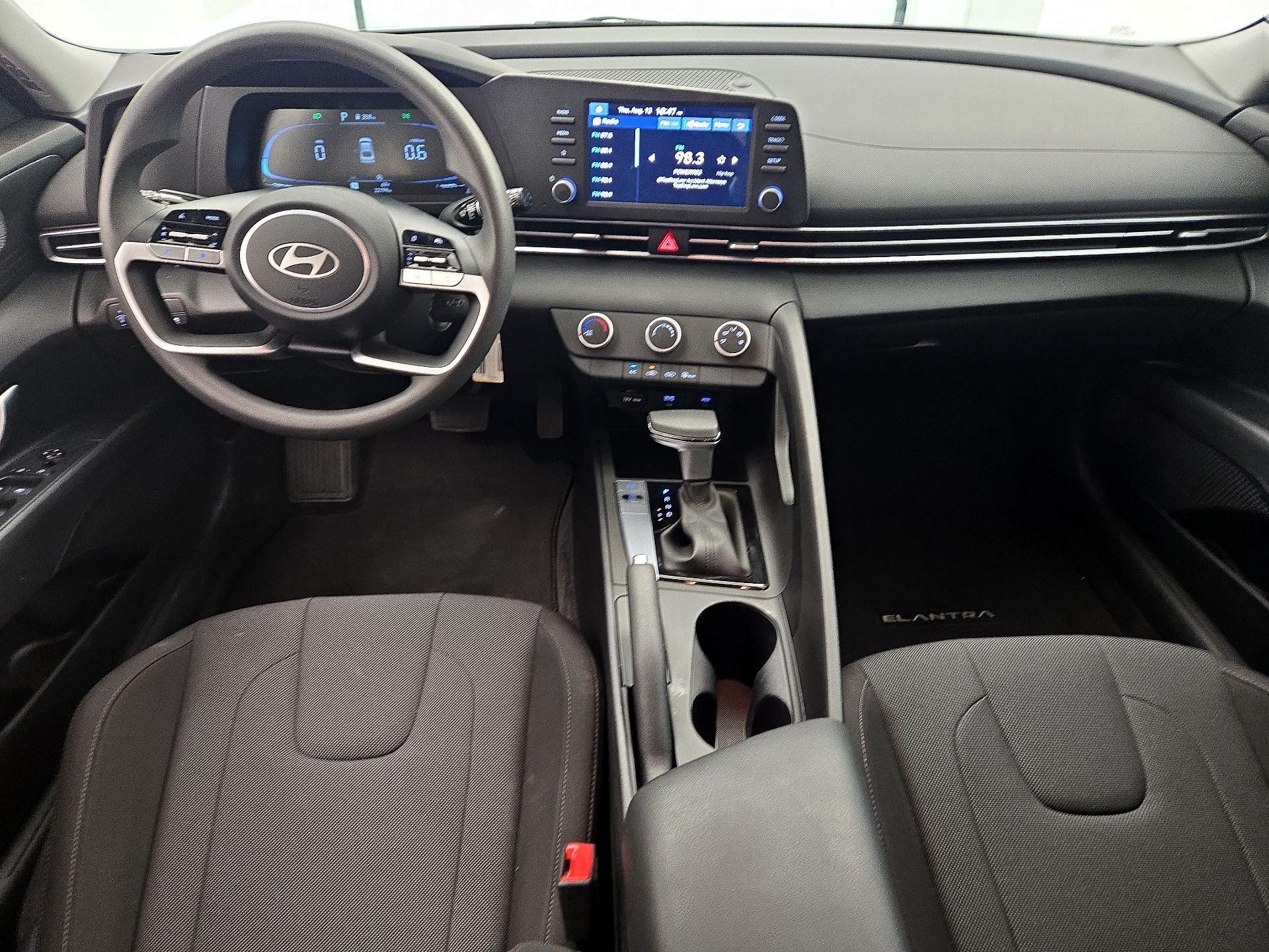 Thumbnail: 2025 Hyundai Elantra - 9