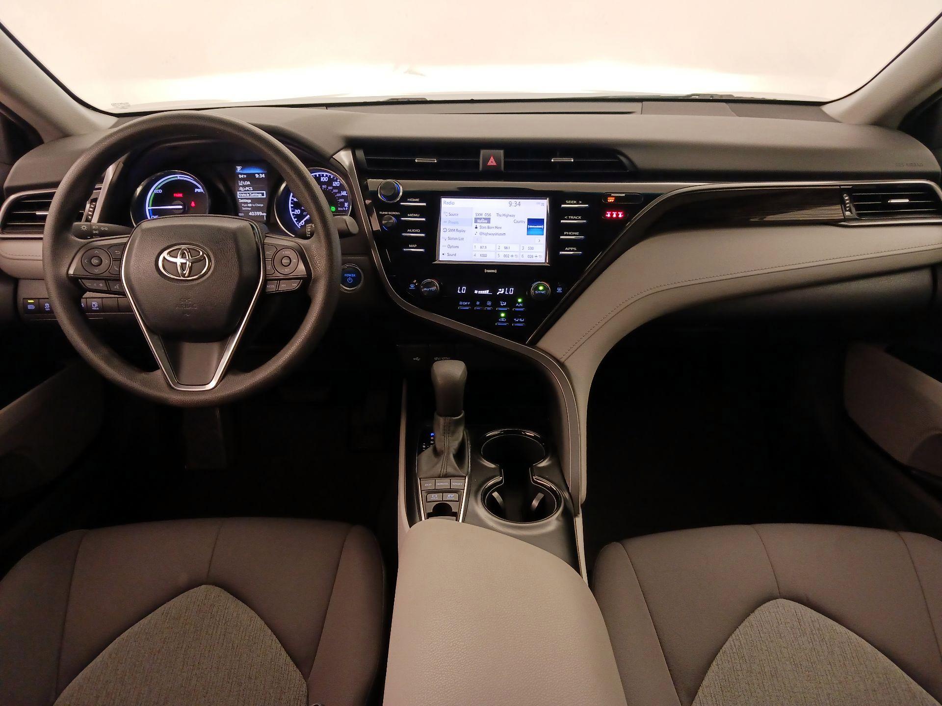 Thumbnail: 2020 Toyota Camry - 9