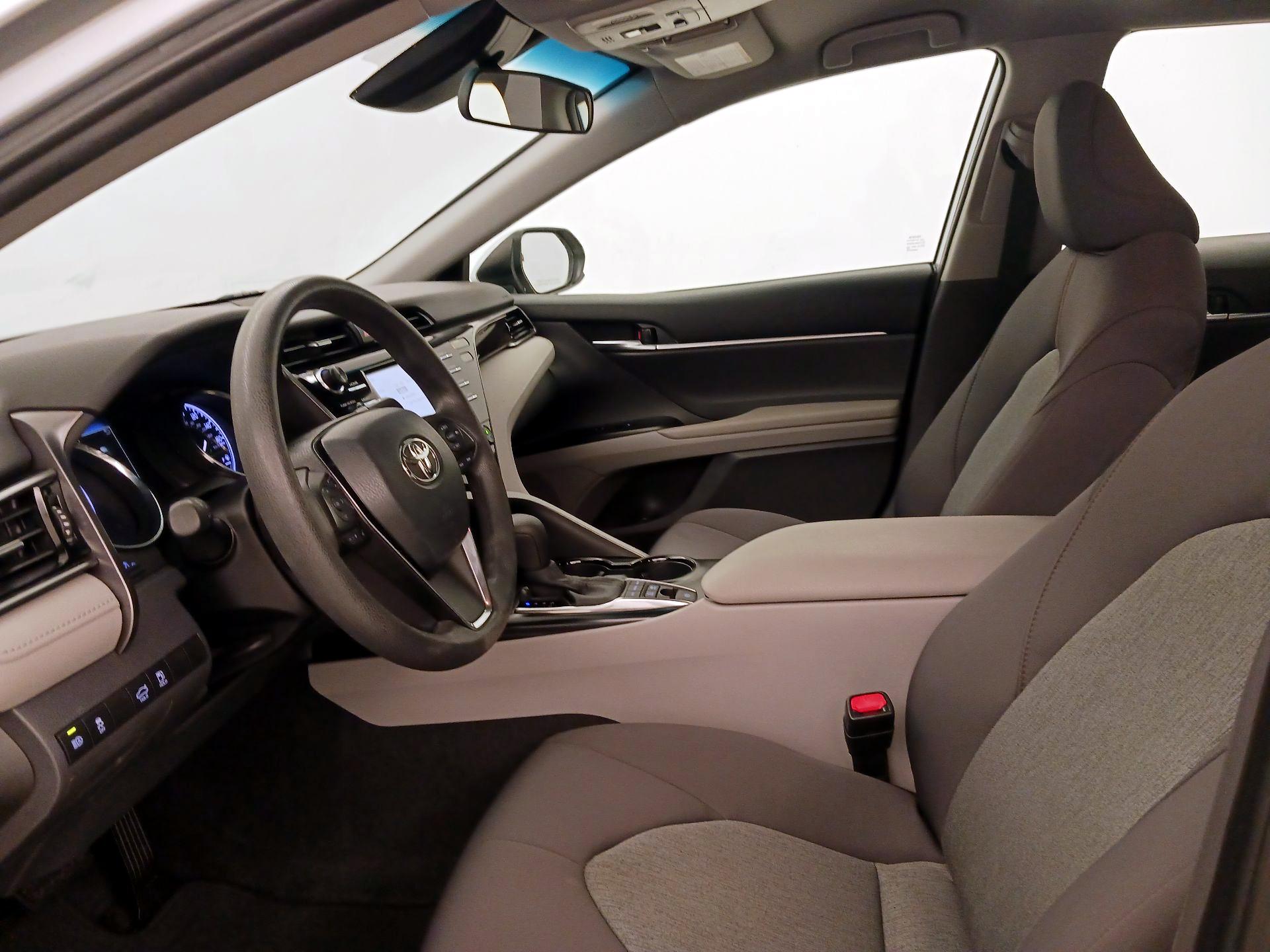 Thumbnail: 2020 Toyota Camry - 11