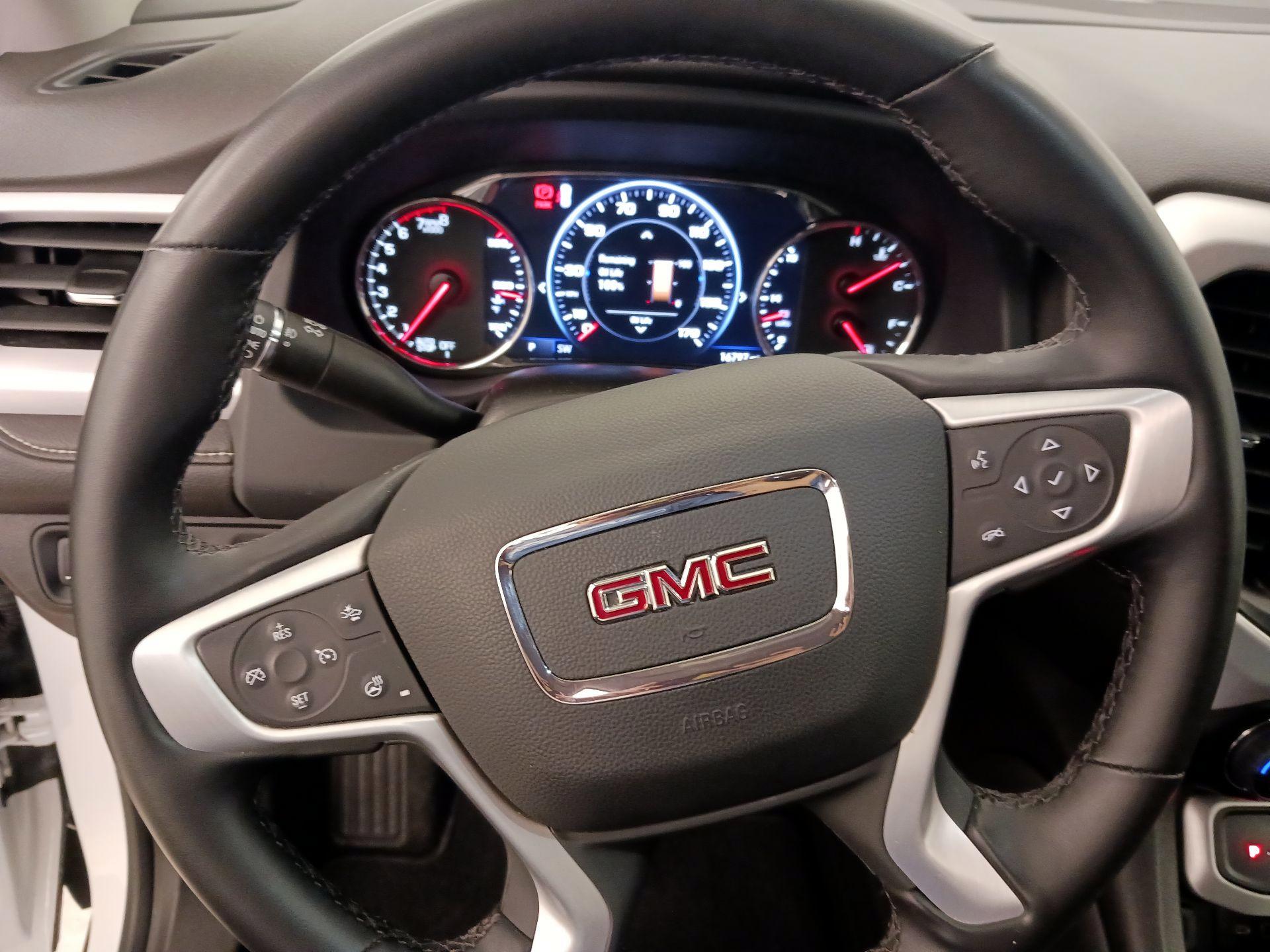 Thumbnail: 2023 GMC Acadia - 10
