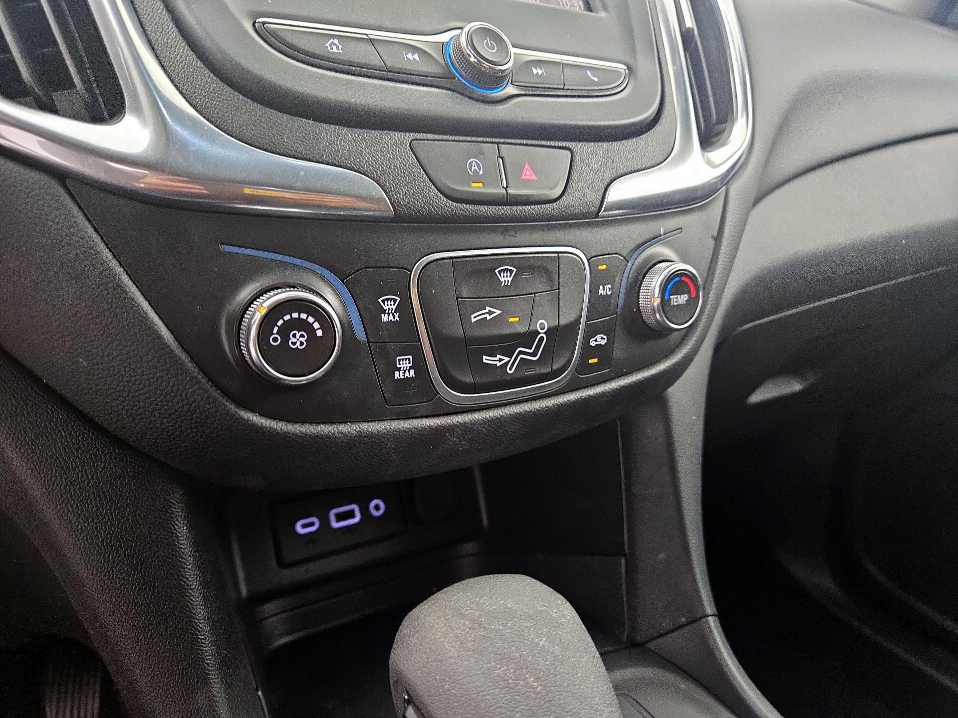 Thumbnail: 2024 Chevrolet Equinox - 16
