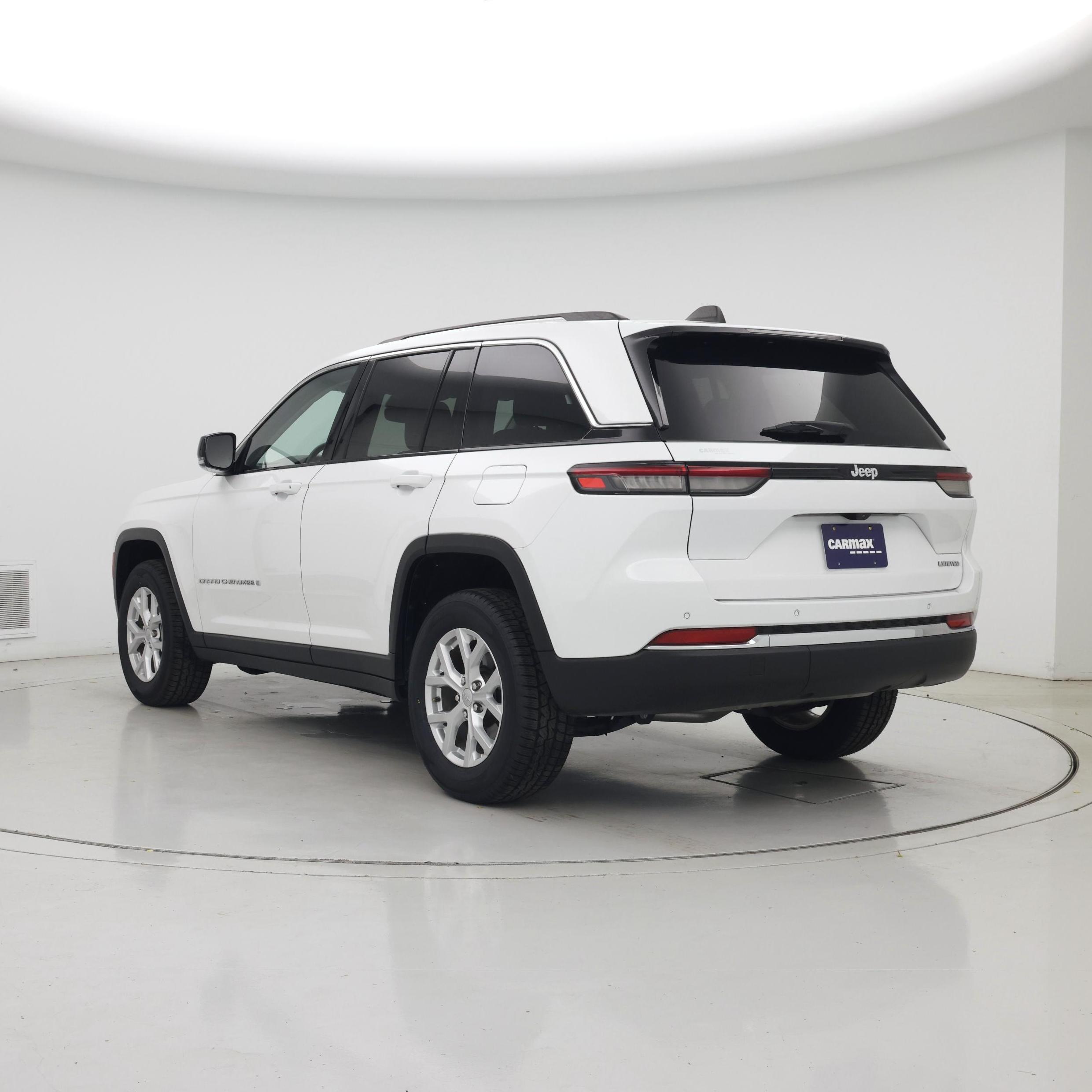 Thumbnail: 2023 Jeep Grand Cherokee - 2