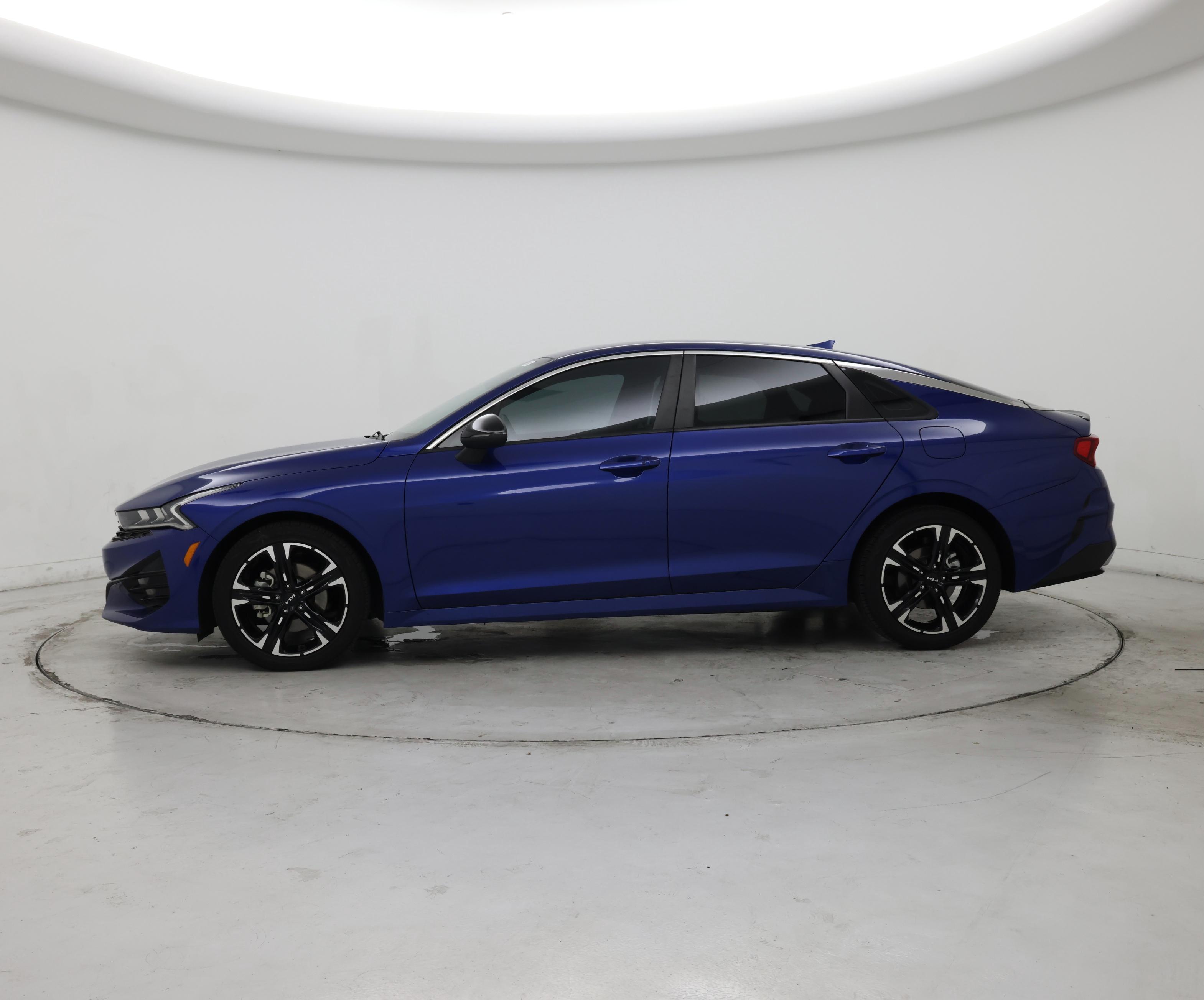 Thumbnail: 2023 Kia K5 - 3