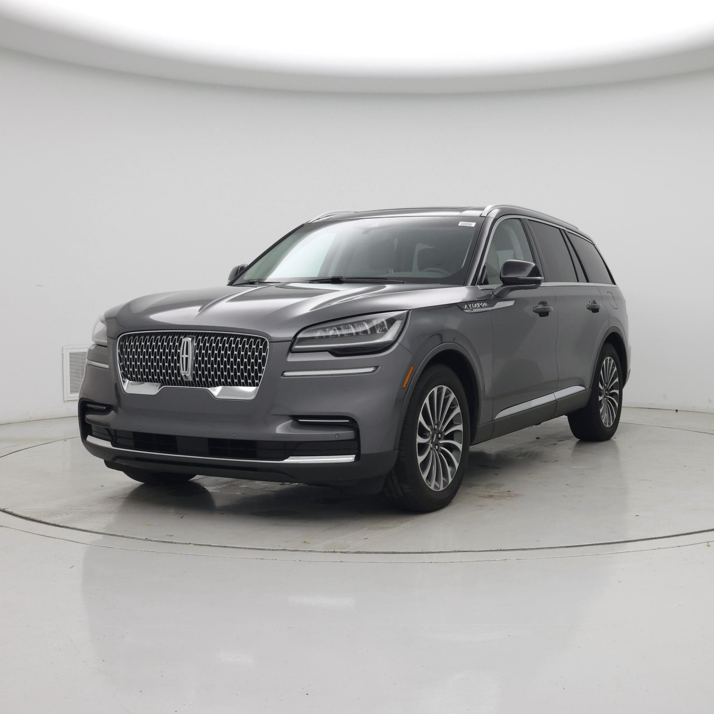 Thumbnail: 2023 Lincoln Aviator - 4