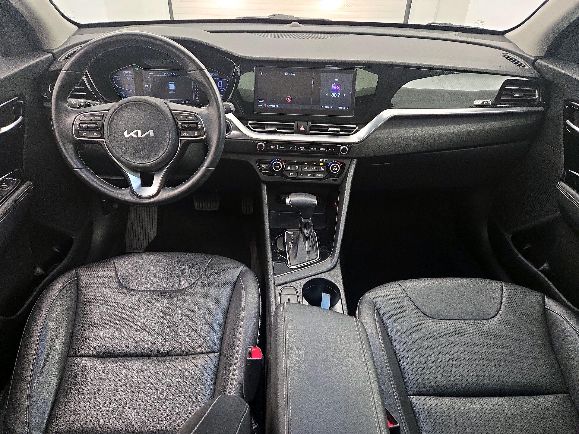 Thumbnail: 2022 Kia Niro - 9