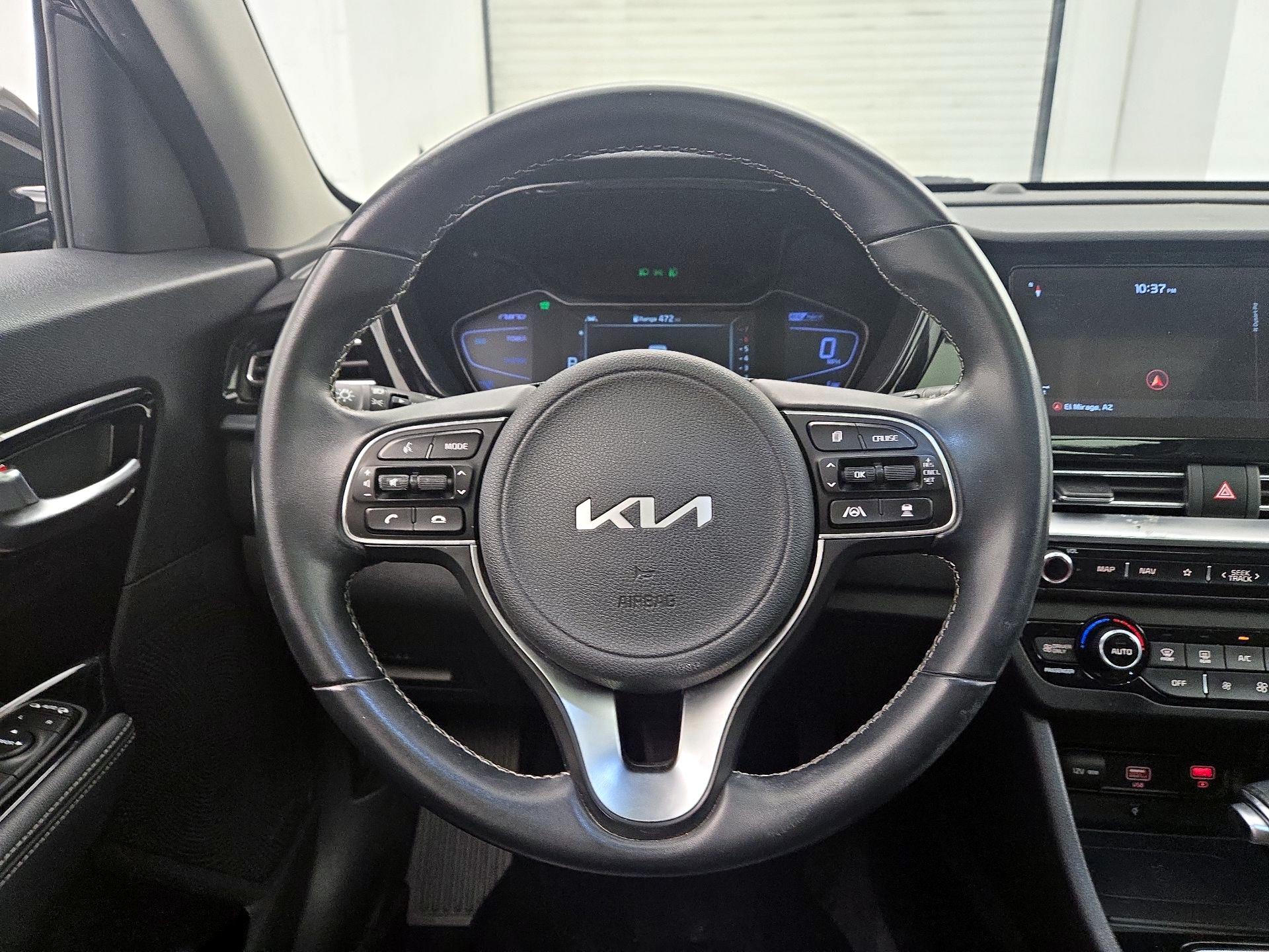 Thumbnail: 2022 Kia Niro - 10
