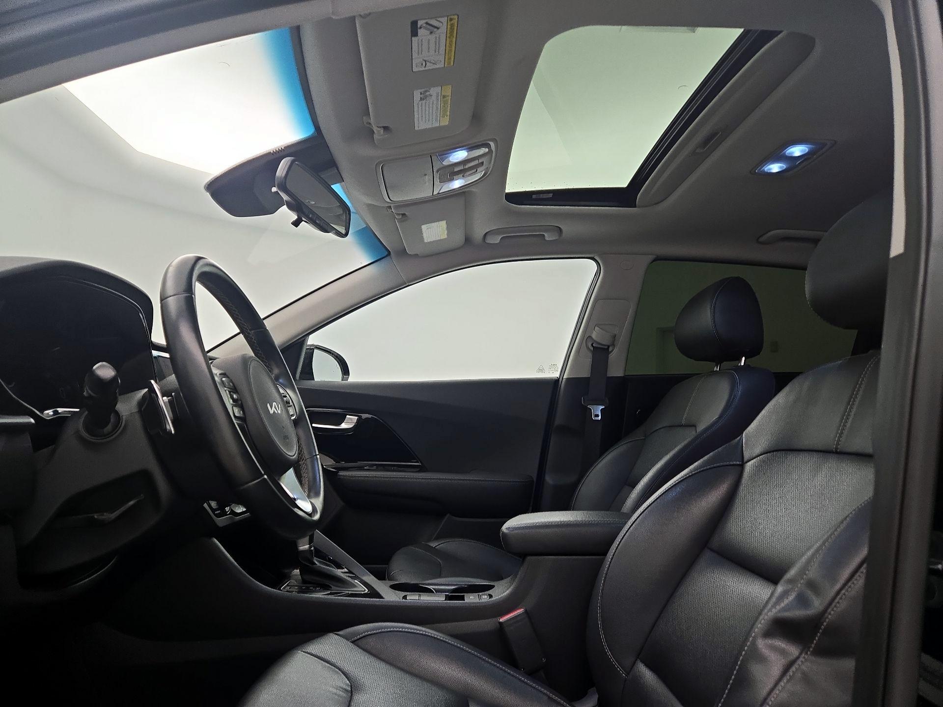 Thumbnail: 2022 Kia Niro - 20