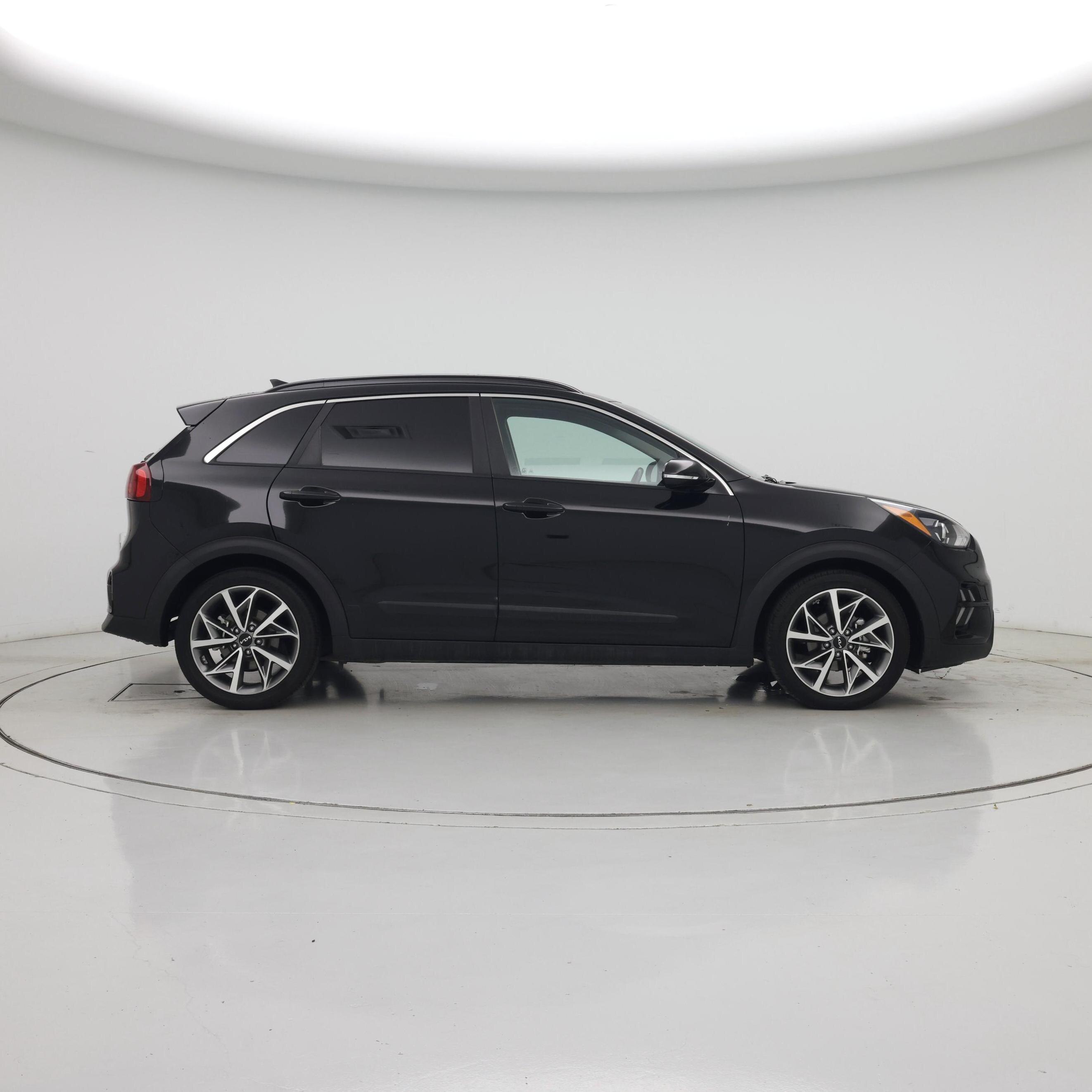 Thumbnail: 2022 Kia Niro - 7