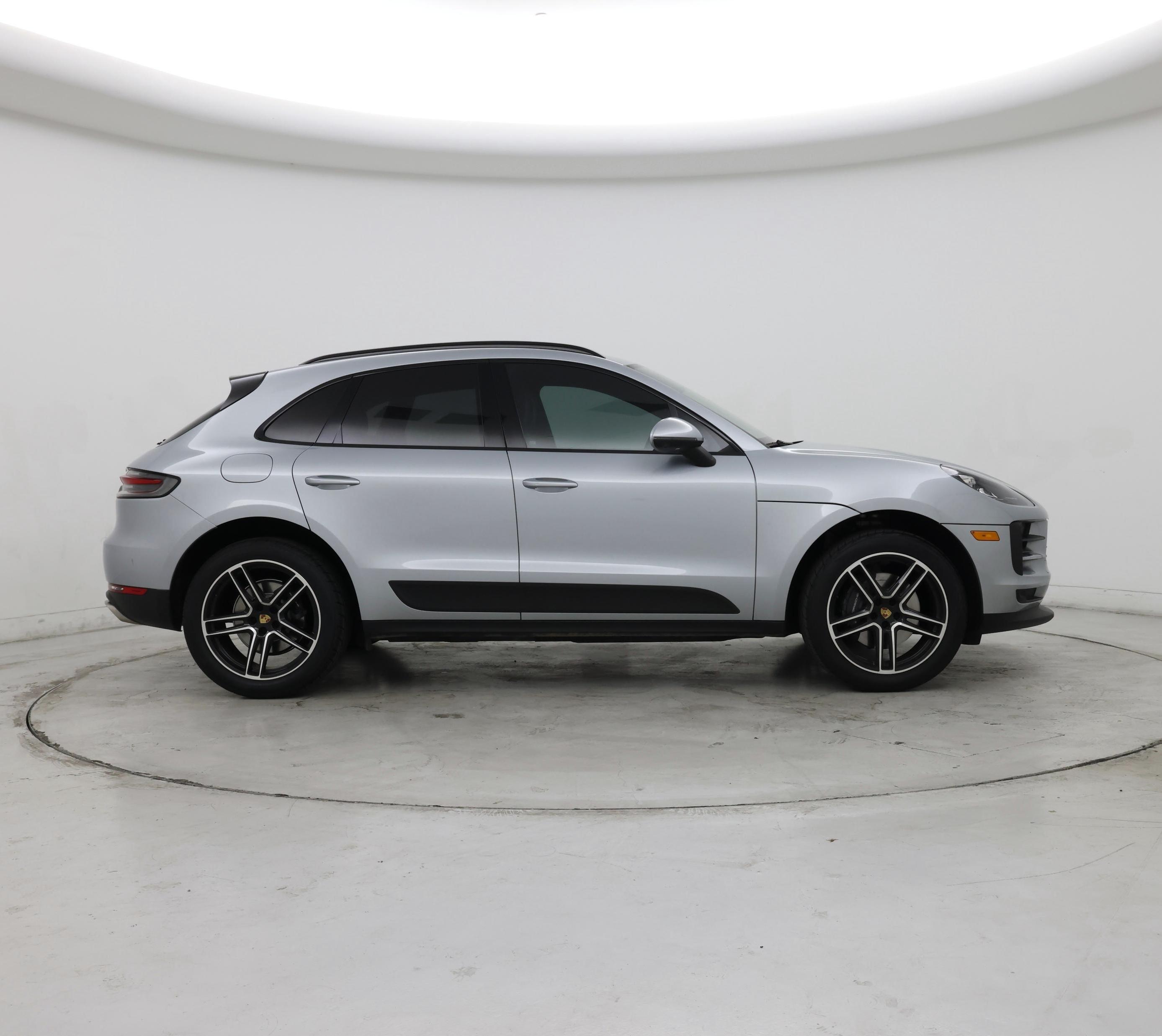 Thumbnail: 2021 Porsche Macan - 7