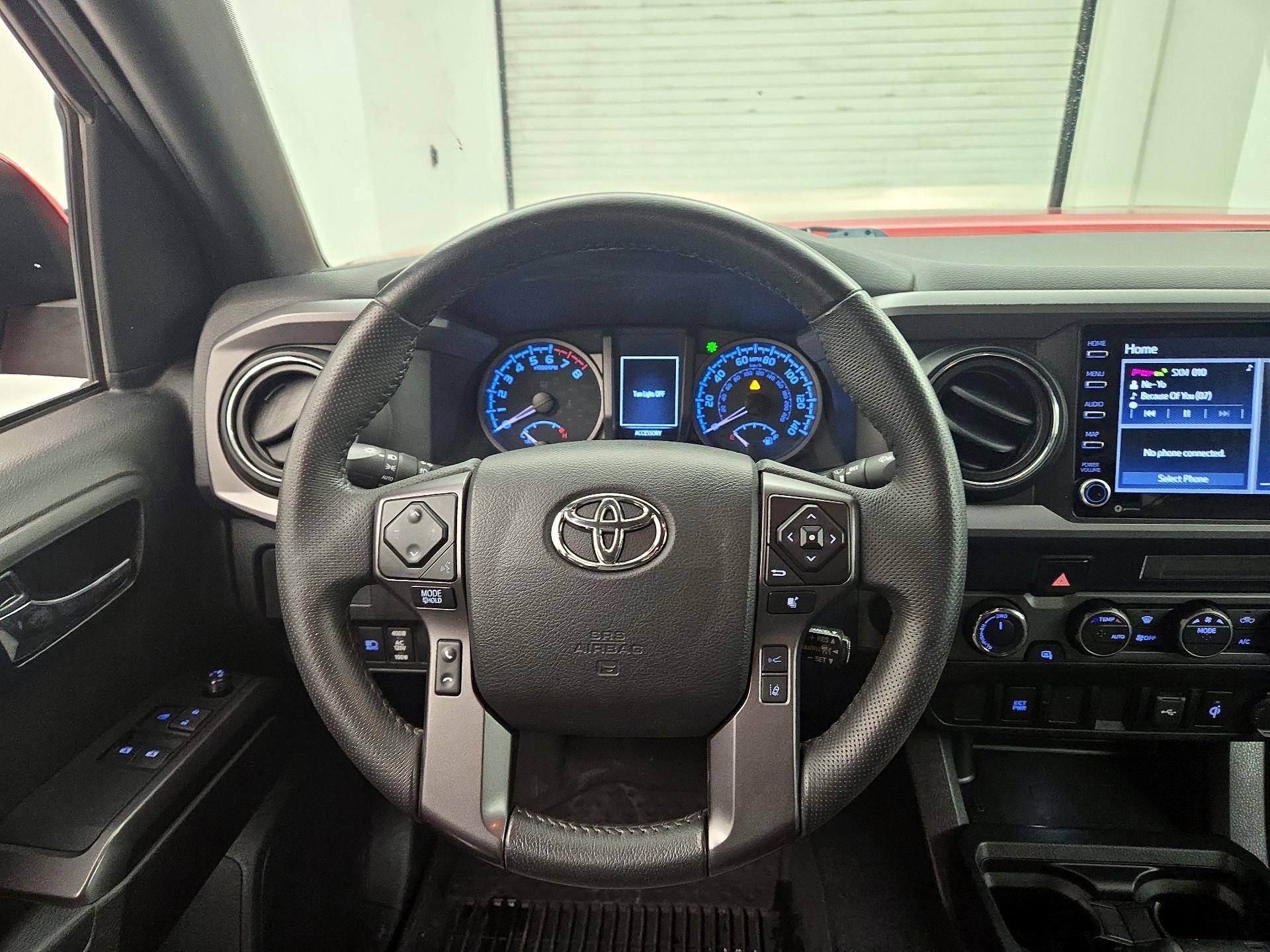 Thumbnail: 2022 Toyota Tacoma - 10