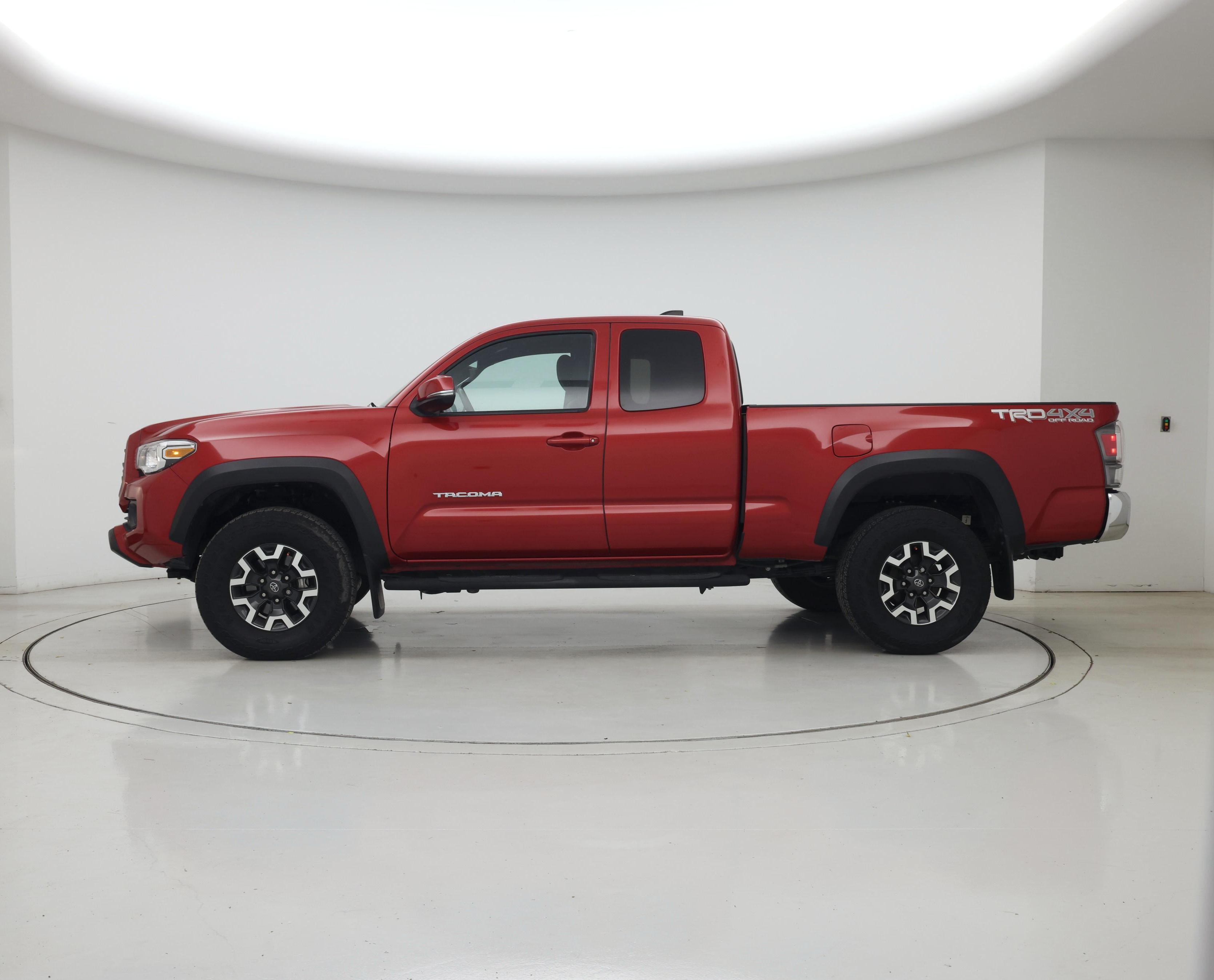 Thumbnail: 2022 Toyota Tacoma - 3