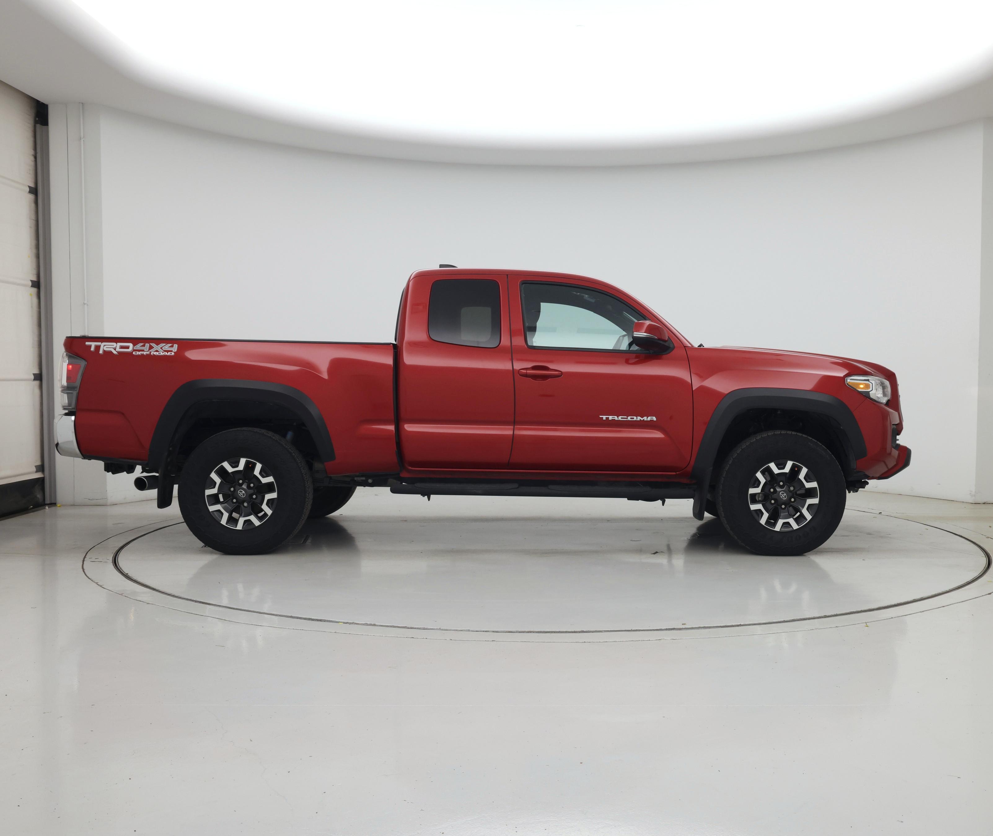 Thumbnail: 2022 Toyota Tacoma - 7