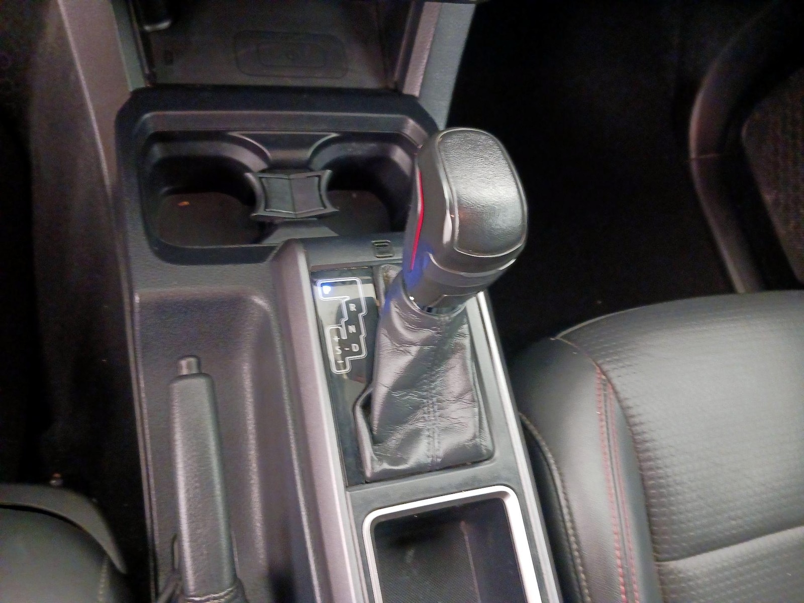 2020 Toyota Tacoma TRD Pro - Photo 19