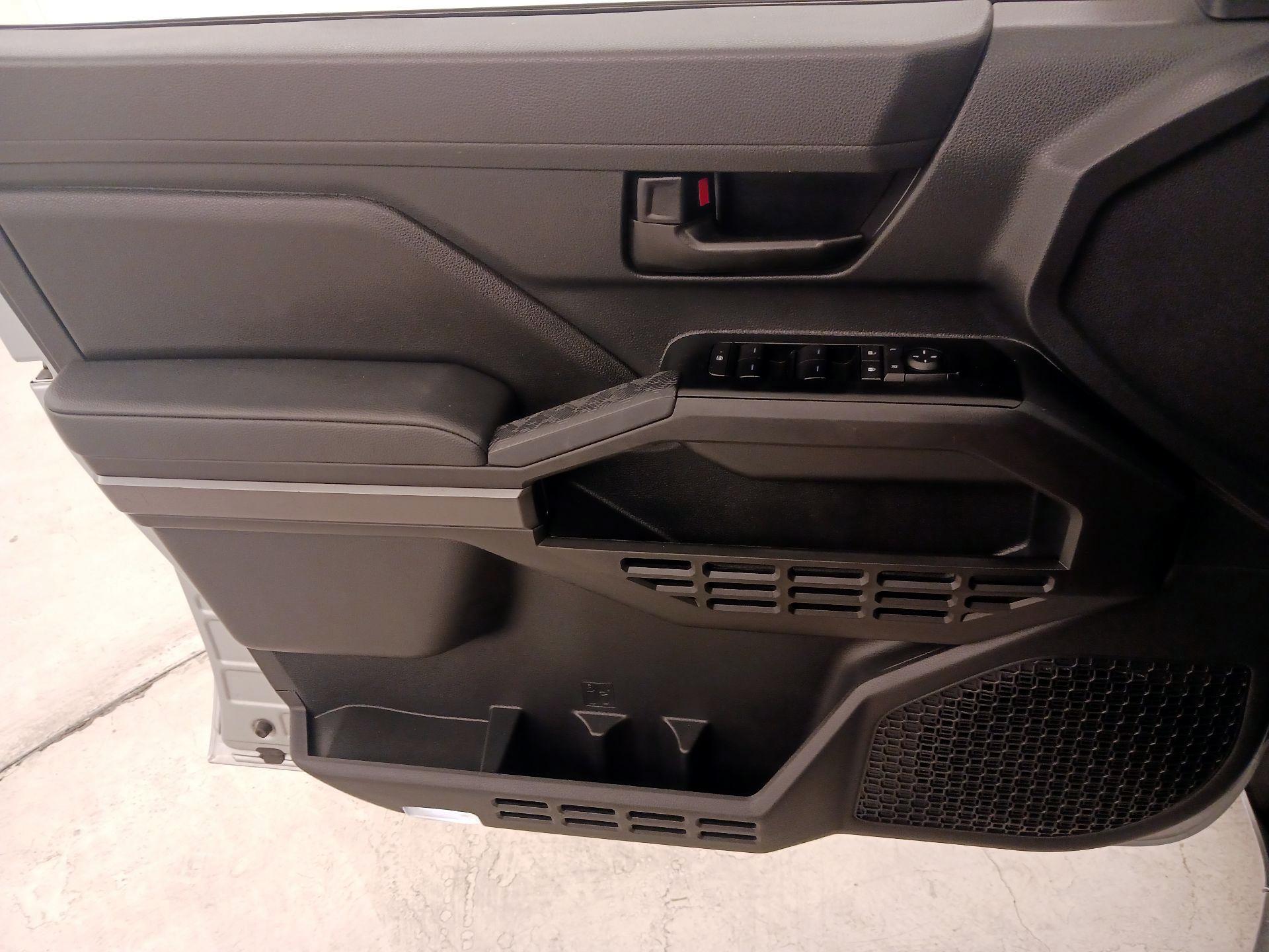Thumbnail: 2025 Toyota Tacoma - 12