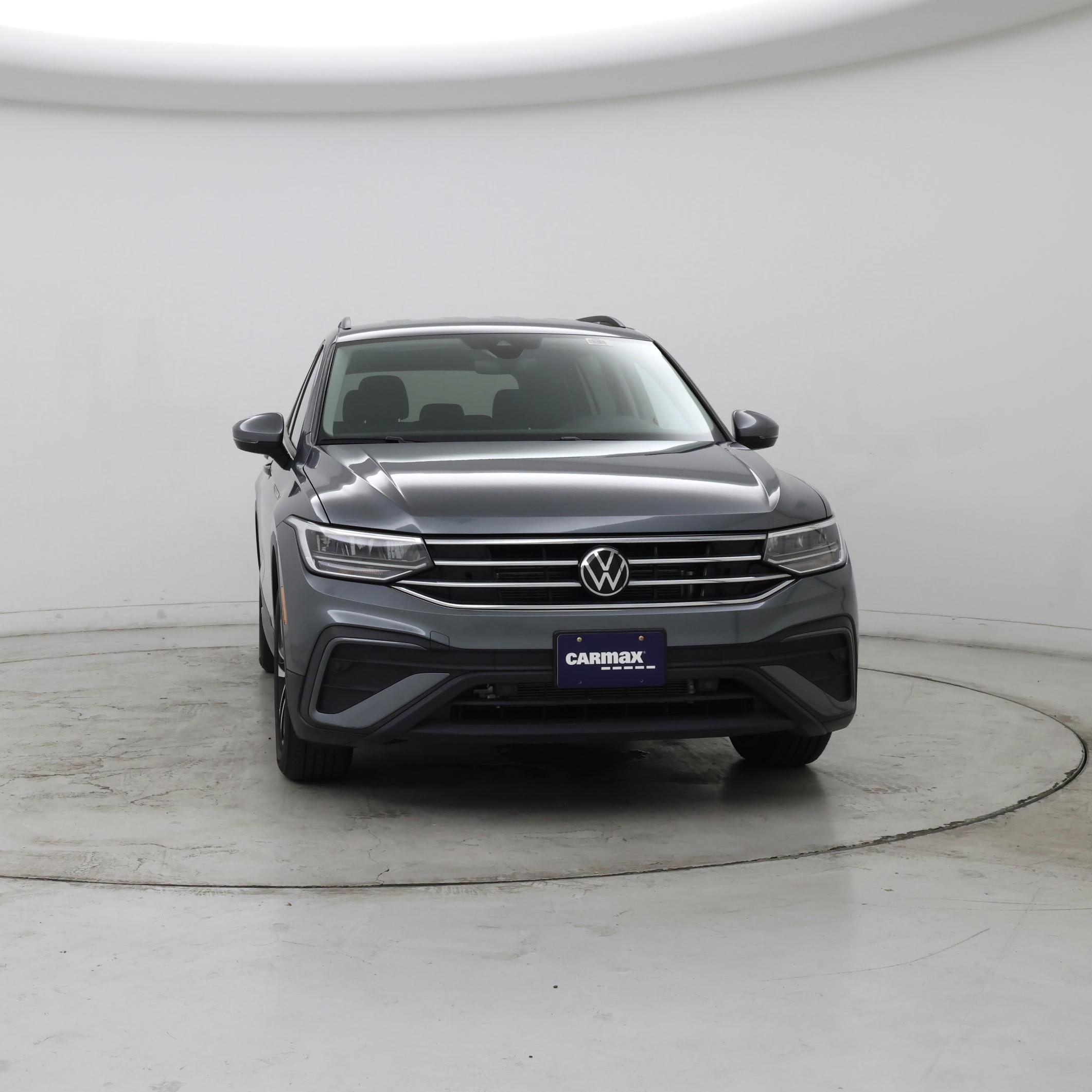 Thumbnail: 2023 Volkswagen Tiguan - 5