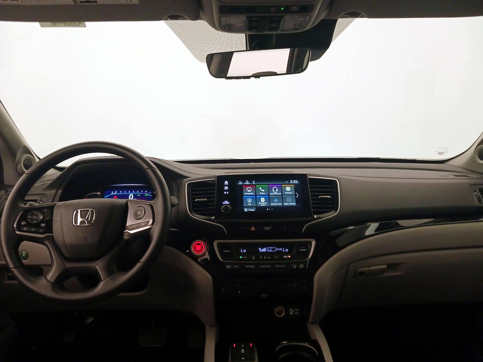 Apple CarPlay® & Android Auto™