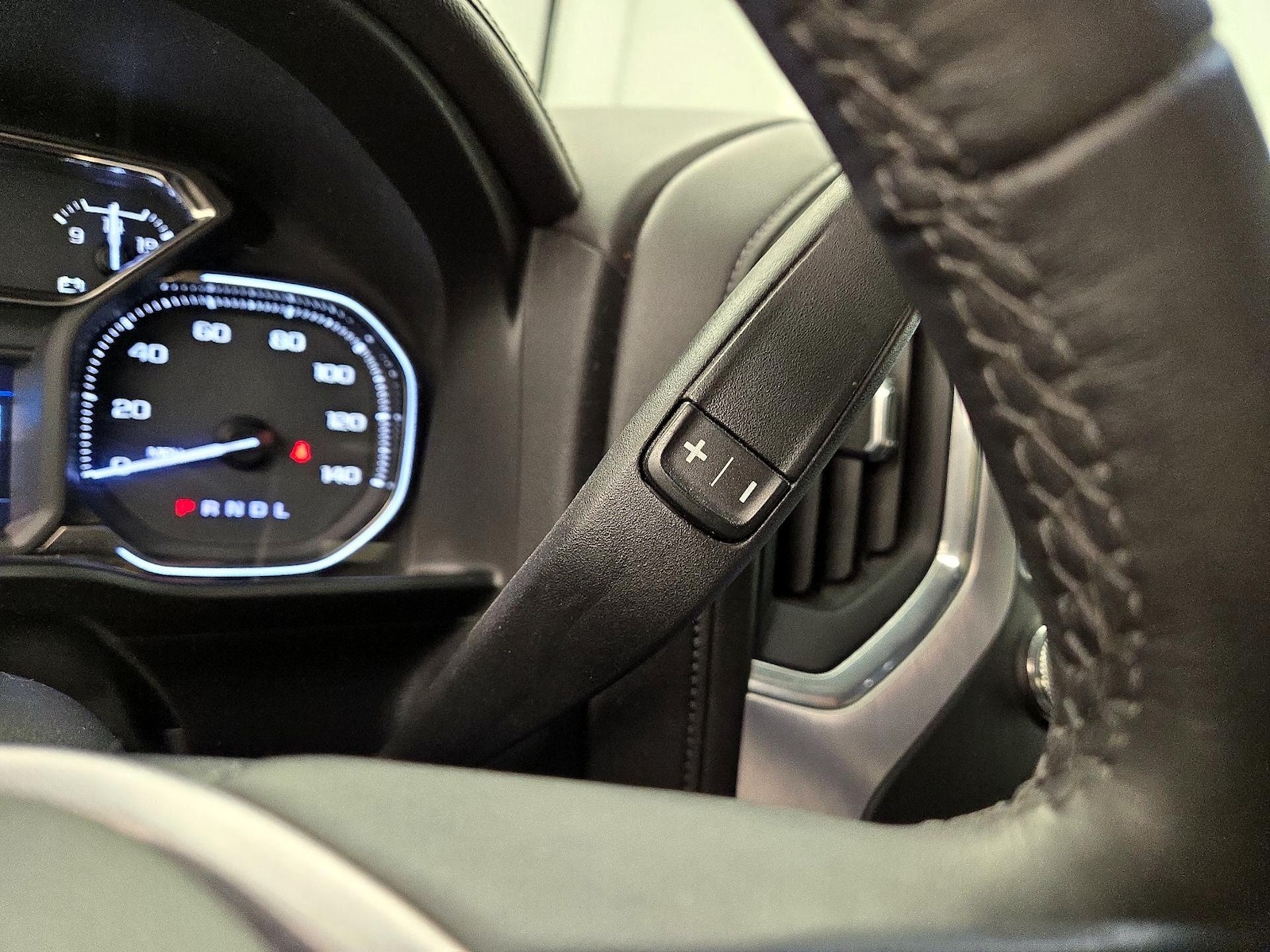 2020 GMC Sierra 1500 SLE - Photo 18