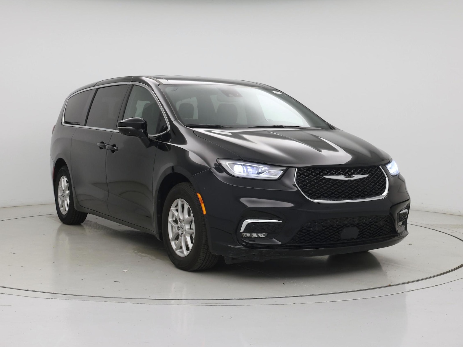 2025 Chrysler Pacifica Select - Photo 2