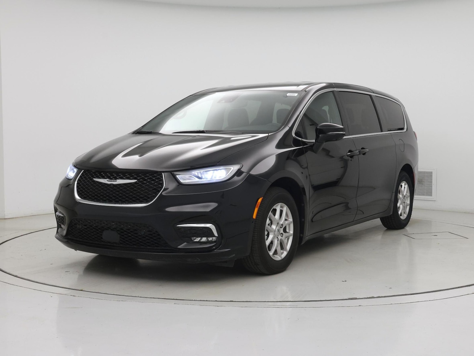 2025 Chrysler Pacifica Select - Photo 5