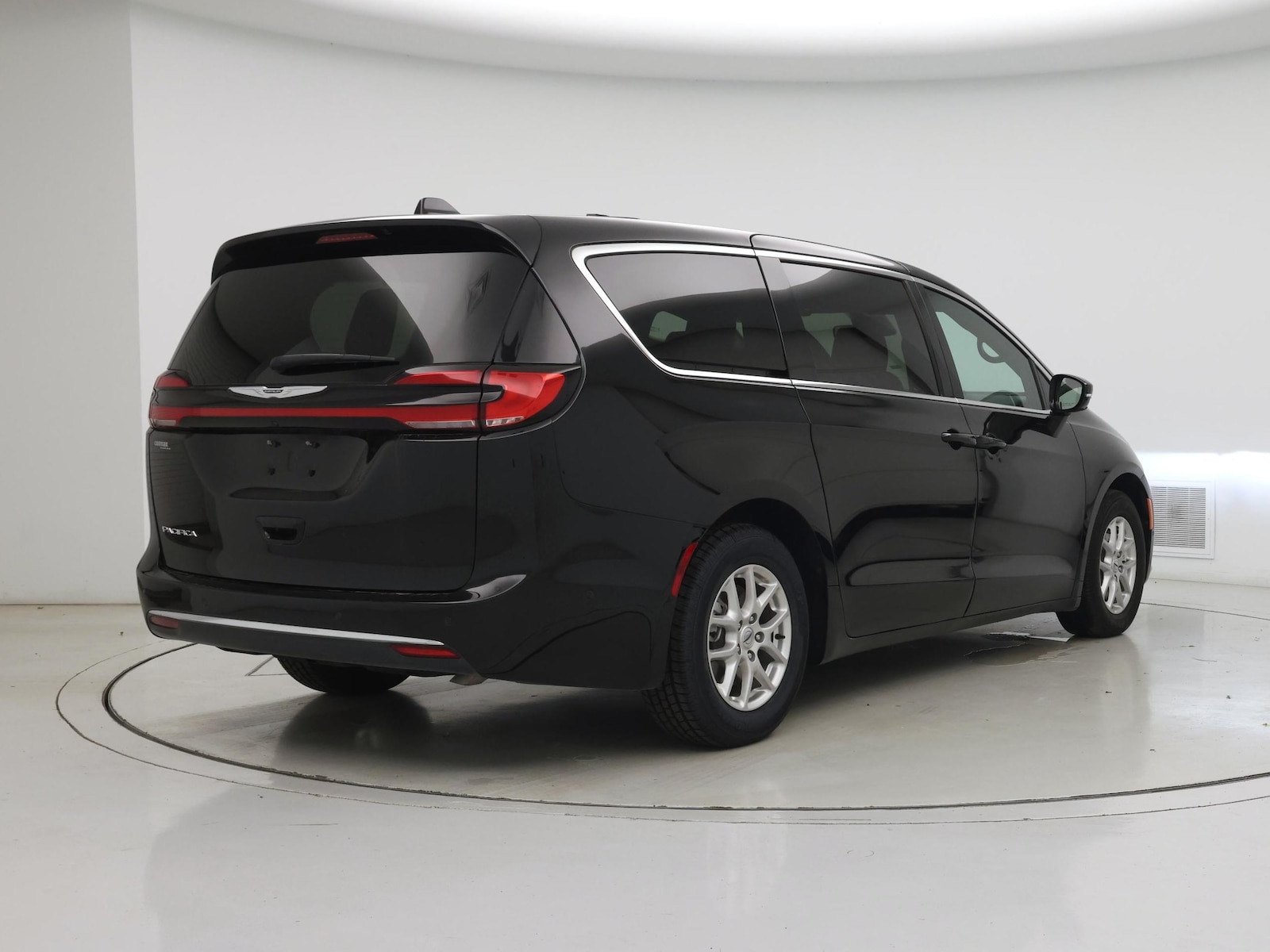2025 Chrysler Pacifica Select - Photo 9