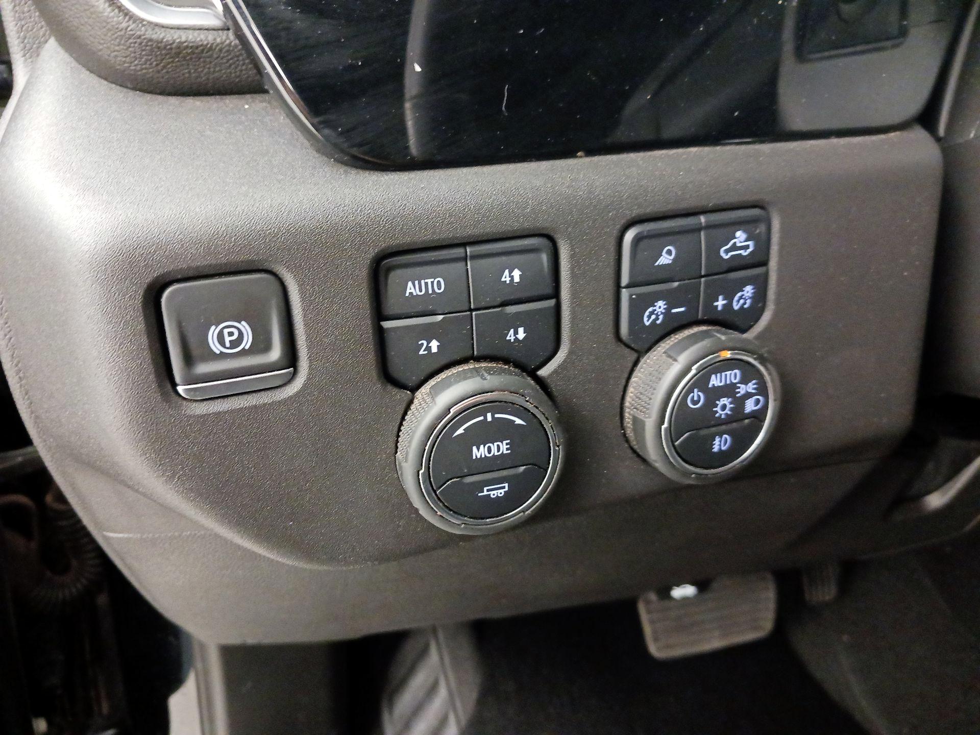 Thumbnail: 2024 Chevrolet Silverado 1500 - 13