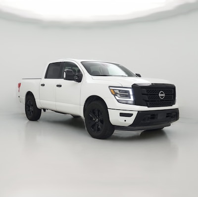 2023 Nissan Titan SV