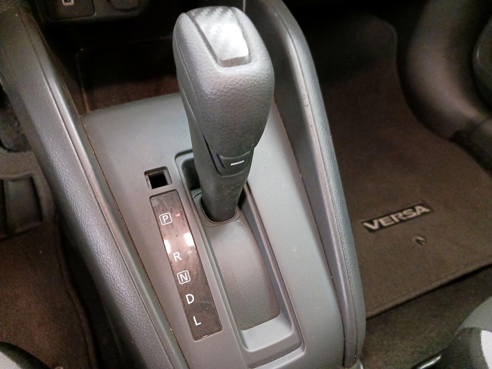 2025 Nissan Versa Sedan S - Photo 18