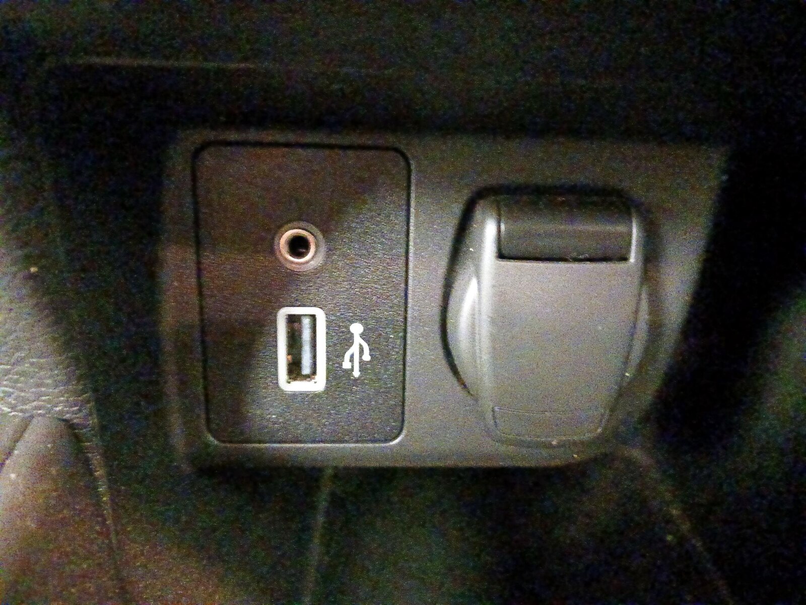 2025 Nissan Versa Sedan S - Photo 19