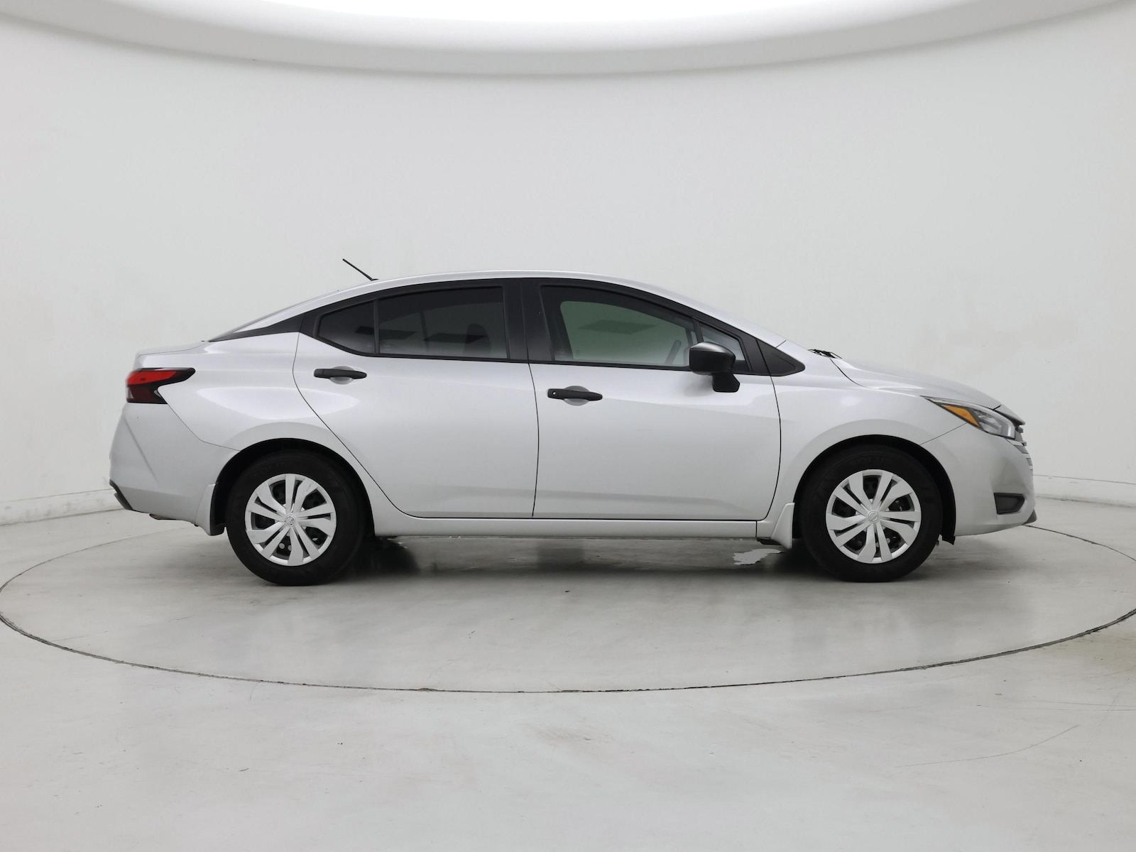 2025 Nissan Versa Sedan S - Photo 8