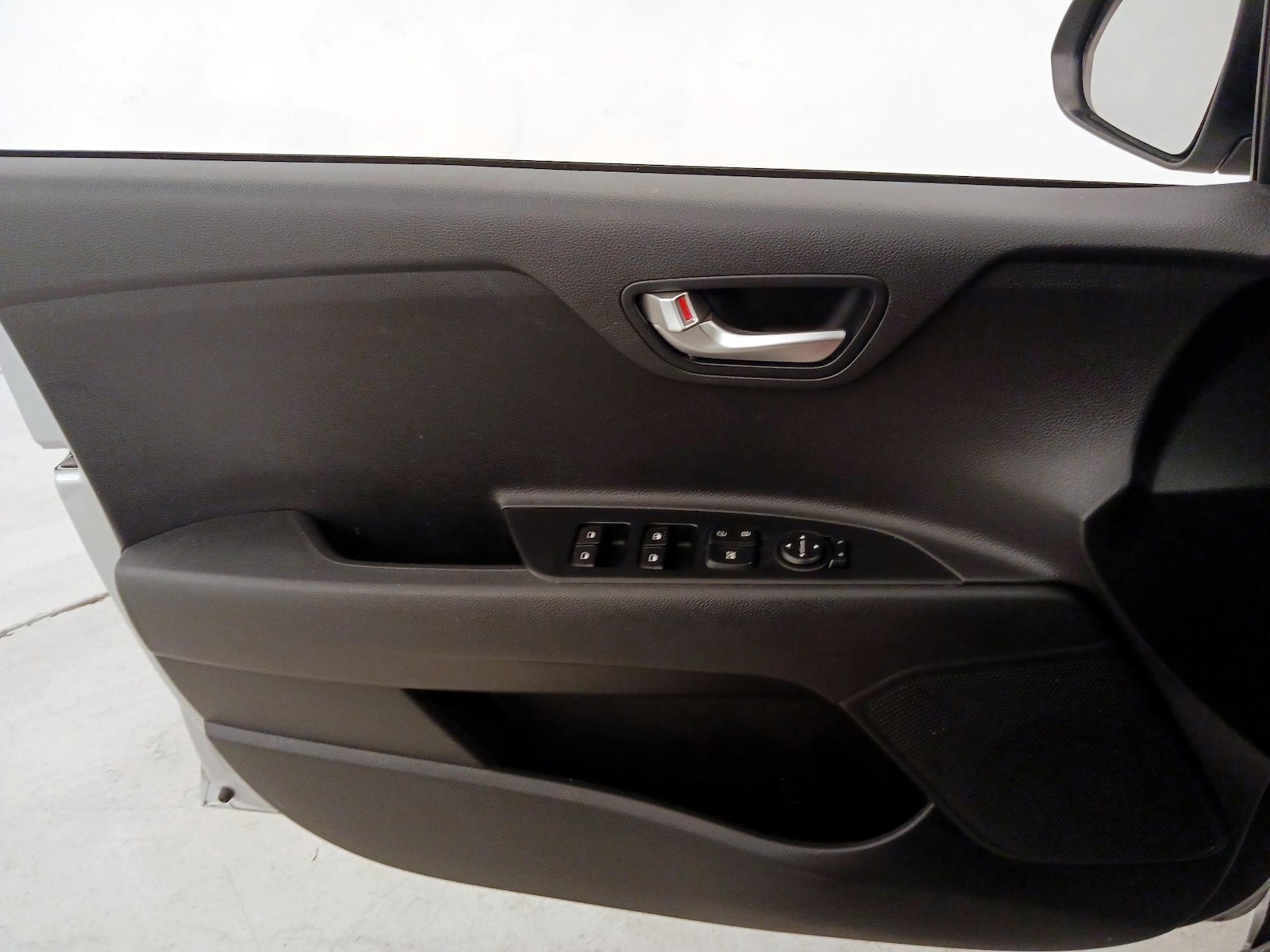 2022 Kia Rio S - Photo 13